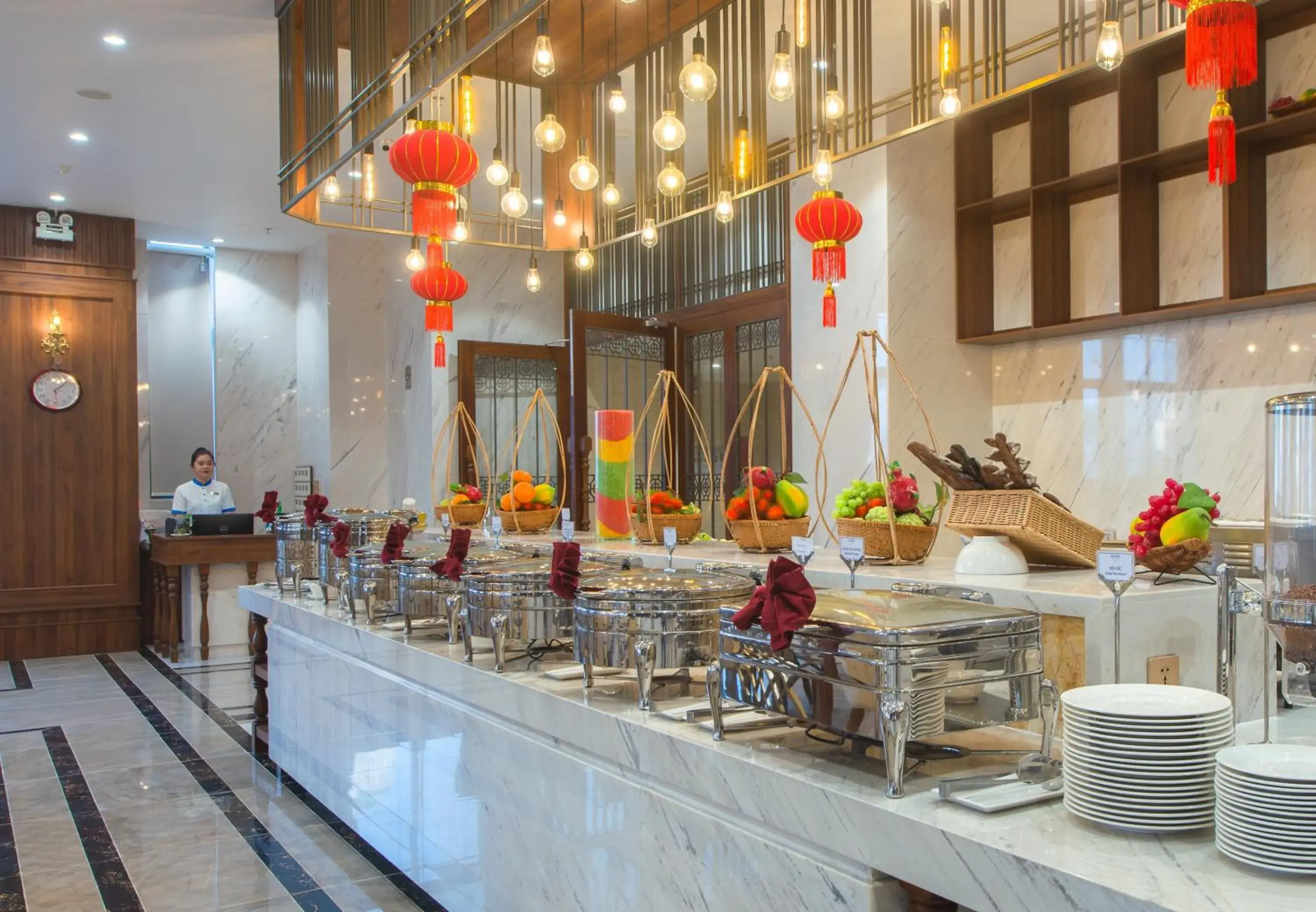 Restaurant/places to eat in Daphovina Hotel Restaurant/places to eat in Daphovina Hotel