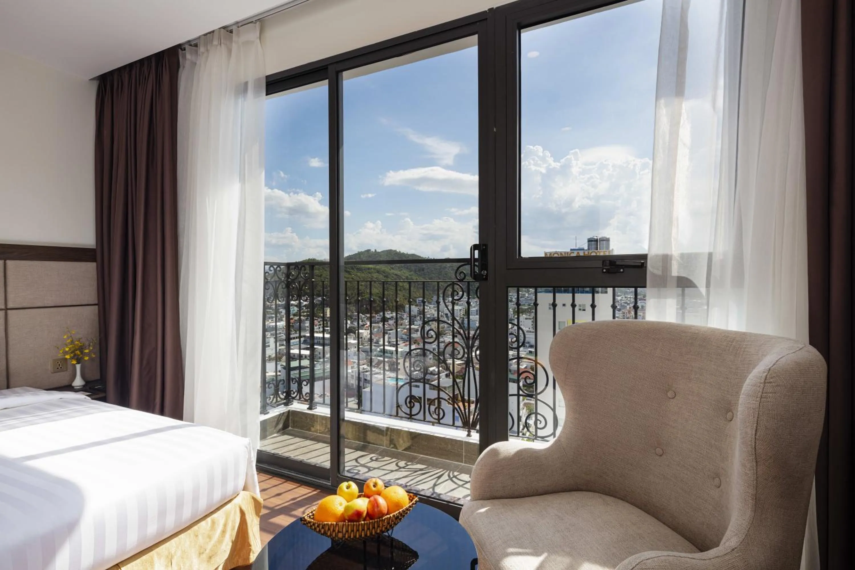 Bed in Daphovina Hotel