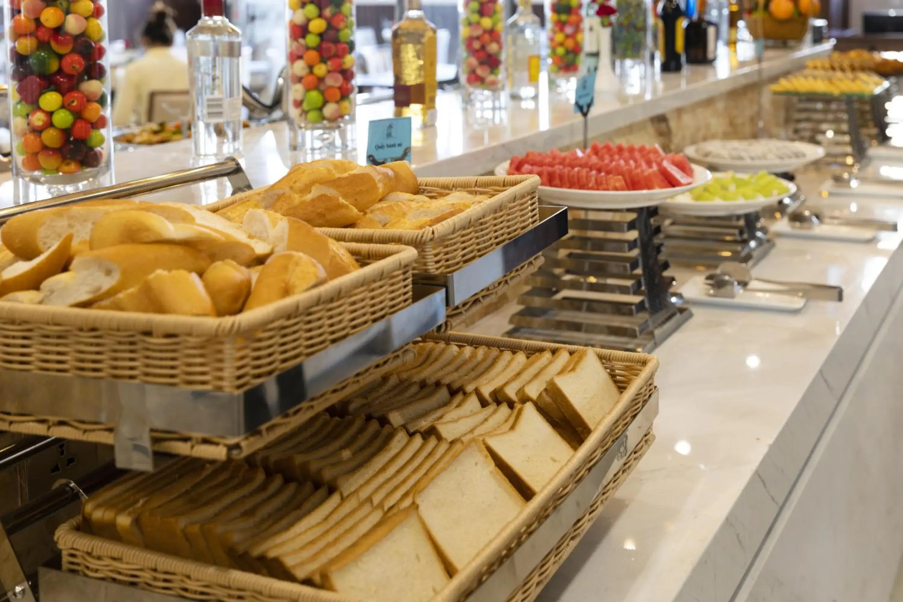 Restaurant/places to eat in Daphovina Hotel Restaurant/places to eat in Daphovina Hotel