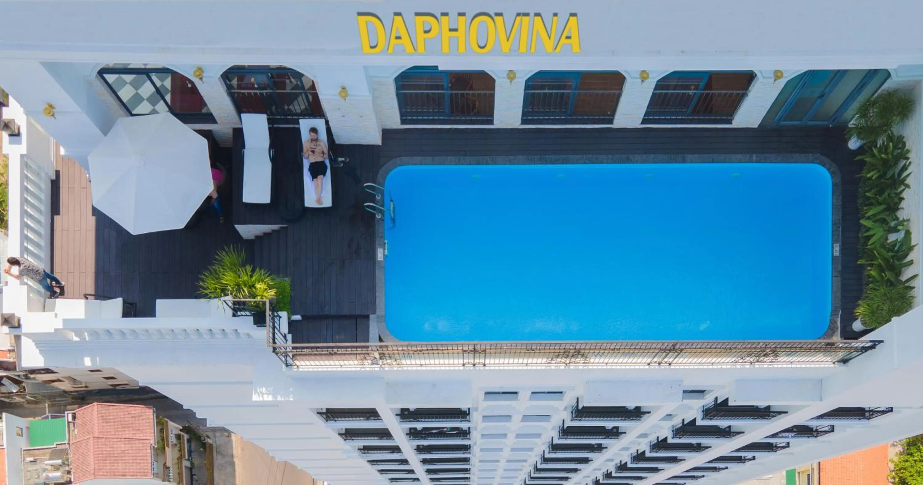 Day in Daphovina Hotel