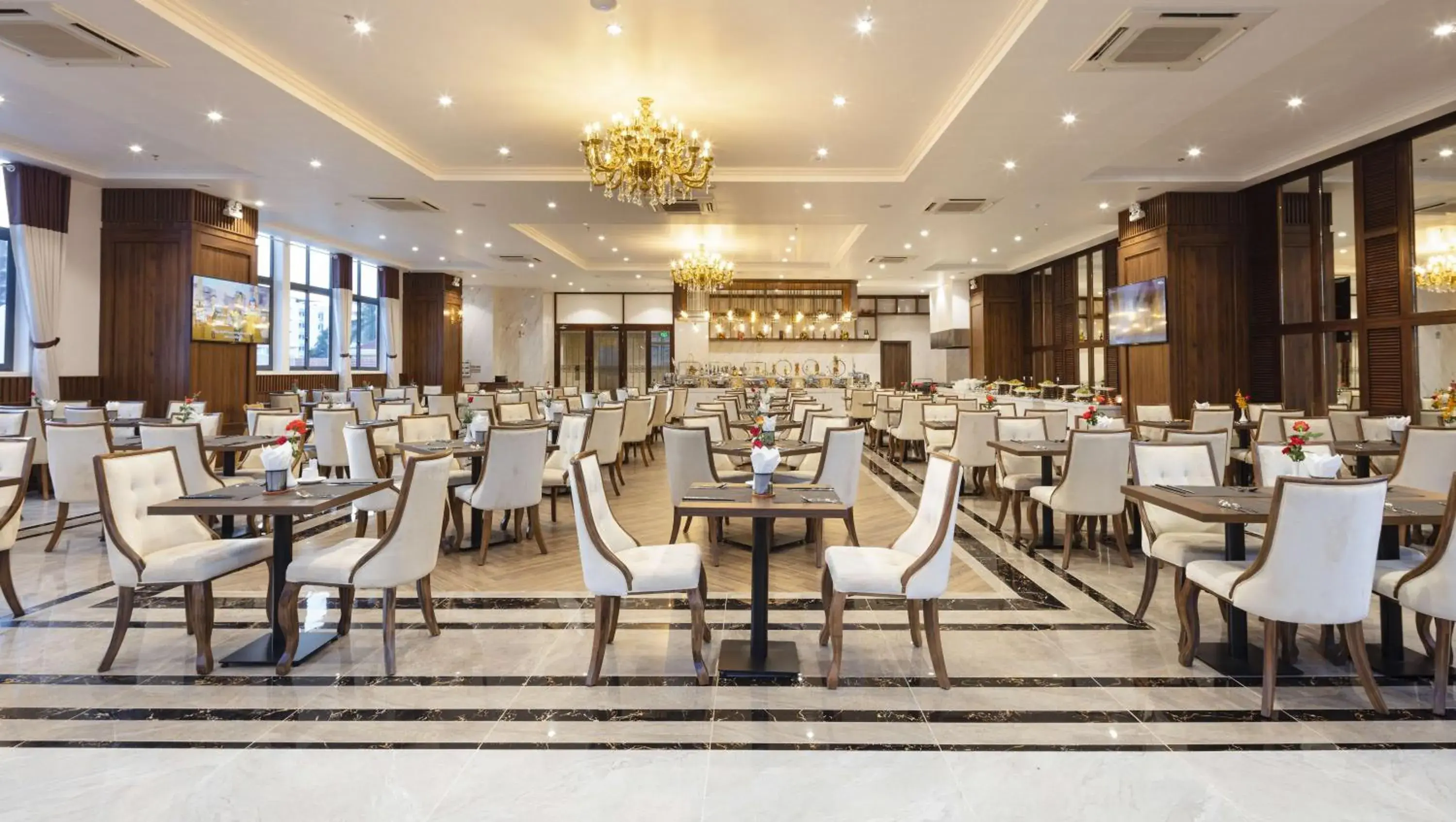 Restaurant/places to eat in Daphovina Hotel Restaurant/places to eat in Daphovina Hotel