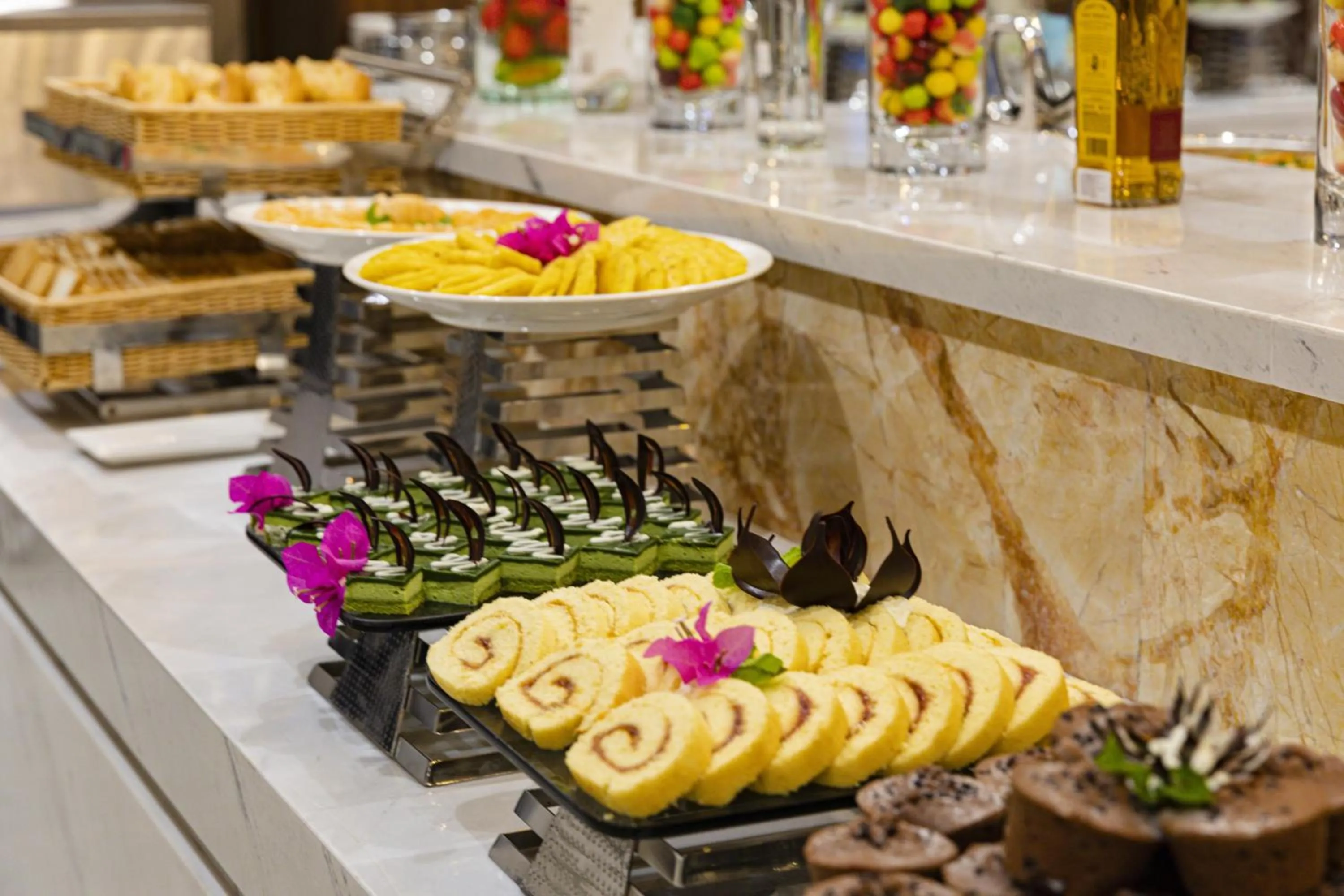 Restaurant/places to eat in Daphovina Hotel