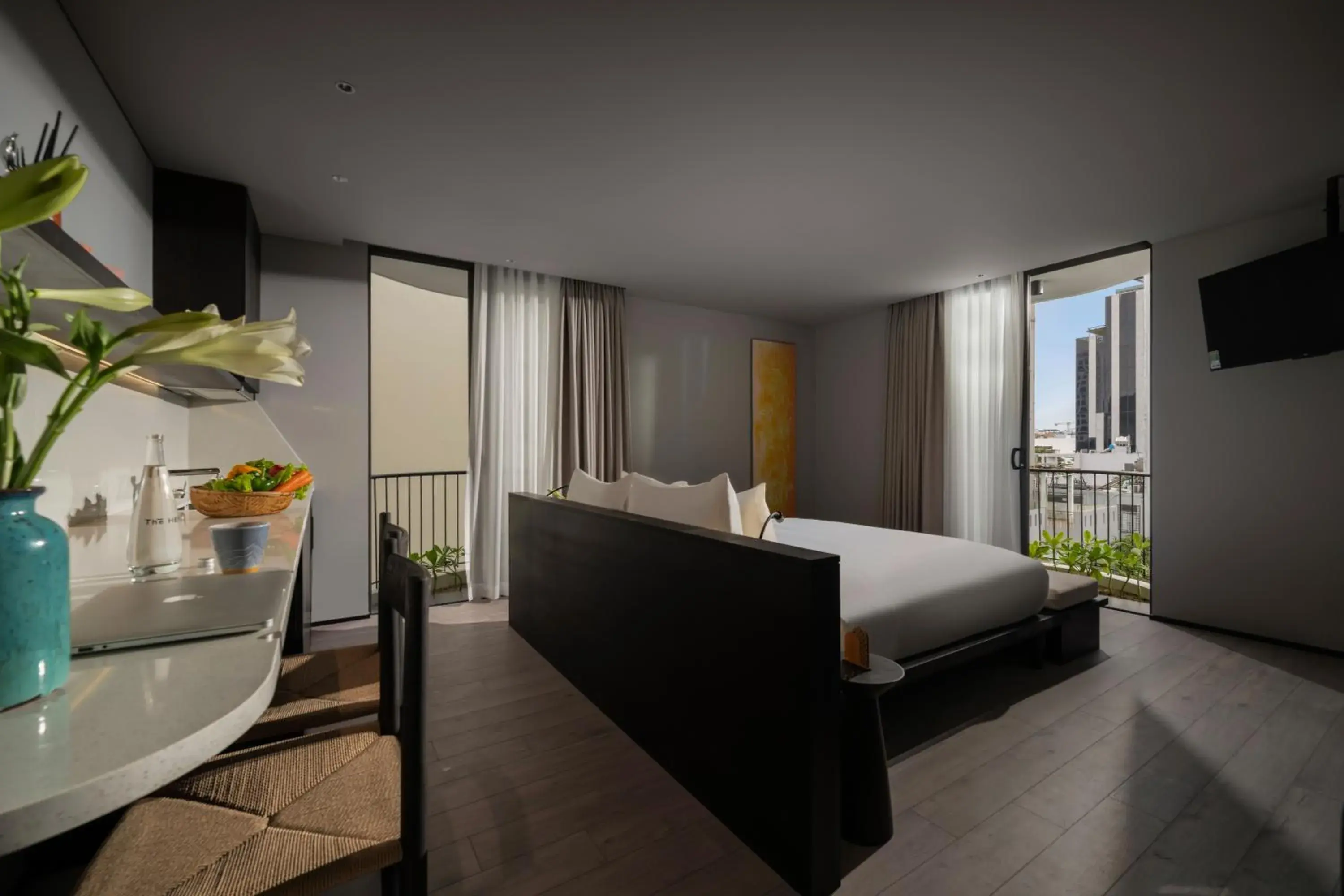 Communal lounge/ TV room, Bed in Thè HEM Hotel and Apartment Communal lounge/ TV room, Bed in Thè HEM Hotel and Apartment