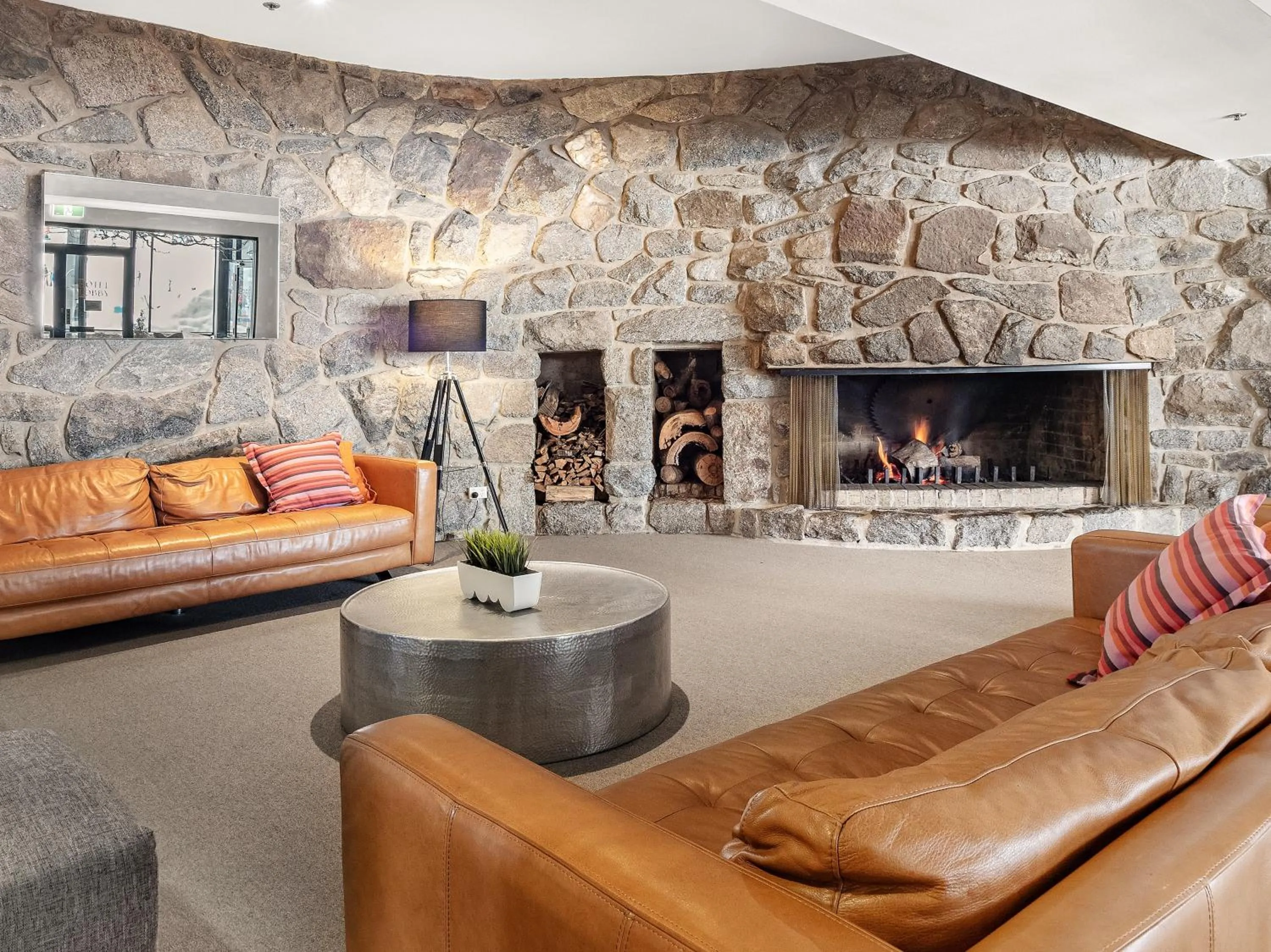 Lobby or reception in Perisher Manor Hotel