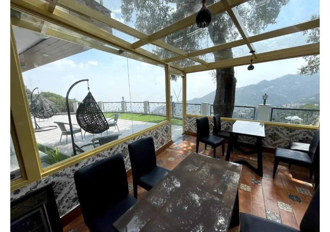 Bedroom in Mountain Glow Bedroom in Mountain Glow