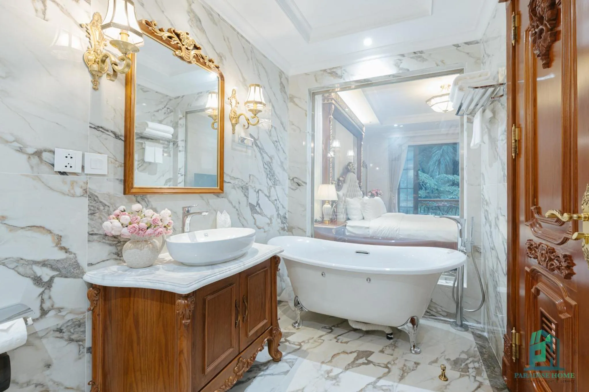 Bathroom in Luxe Paradise Suite Hotel Trich Sai