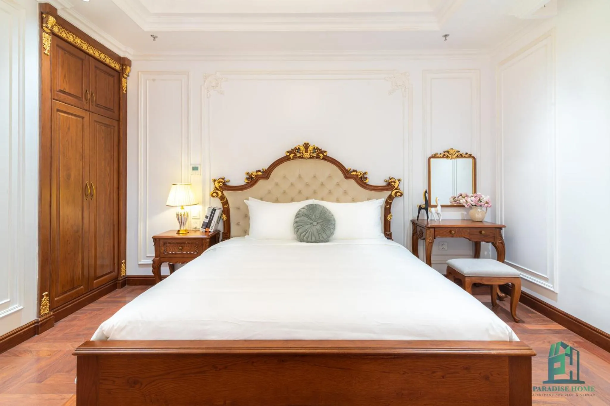 Bedroom, Bed in Luxe Paradise Suite Hotel Trich Sai