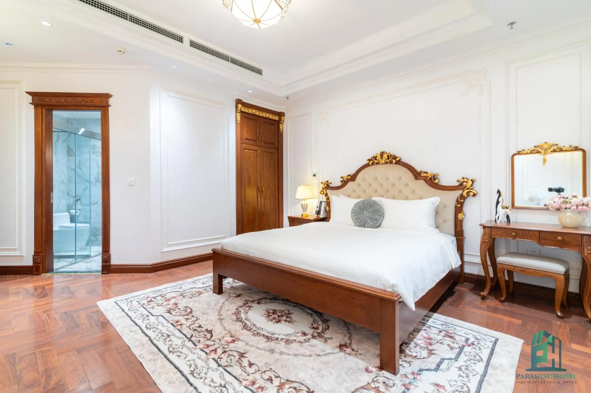 Bed in Luxe Paradise Suite Hotel Trich Sai