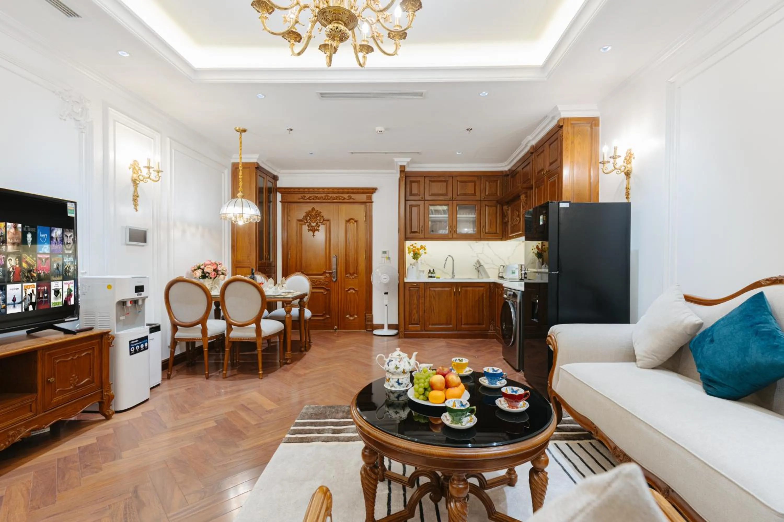 Living room in Luxe Paradise Suite Hotel Trich Sai