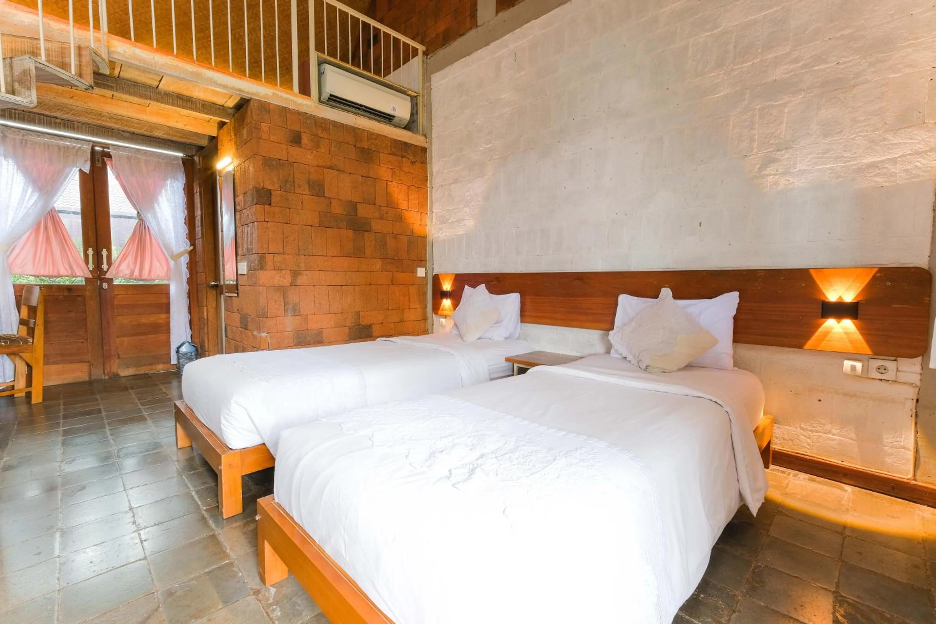 Bed in Djajanti House