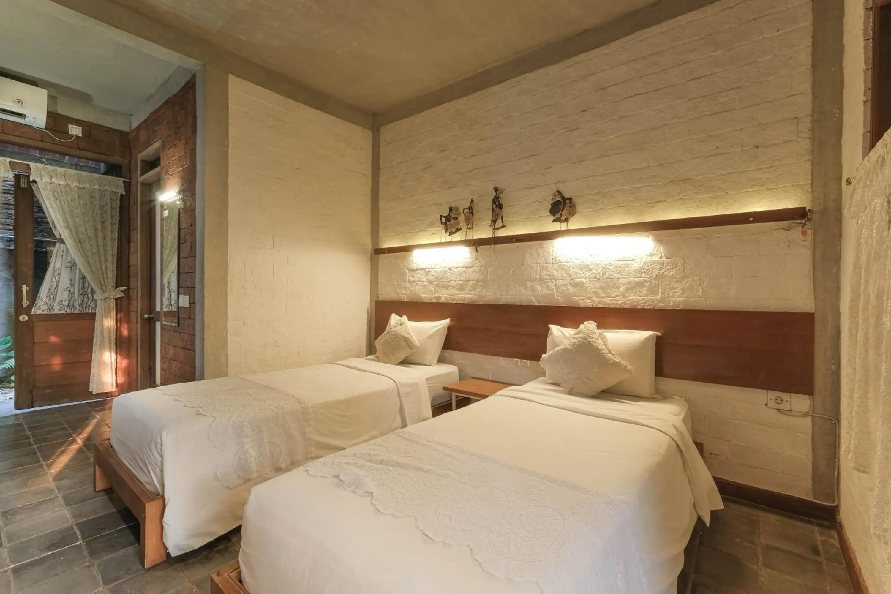 Standard Twin Room in Djajanti House Standard Twin Room in Djajanti House