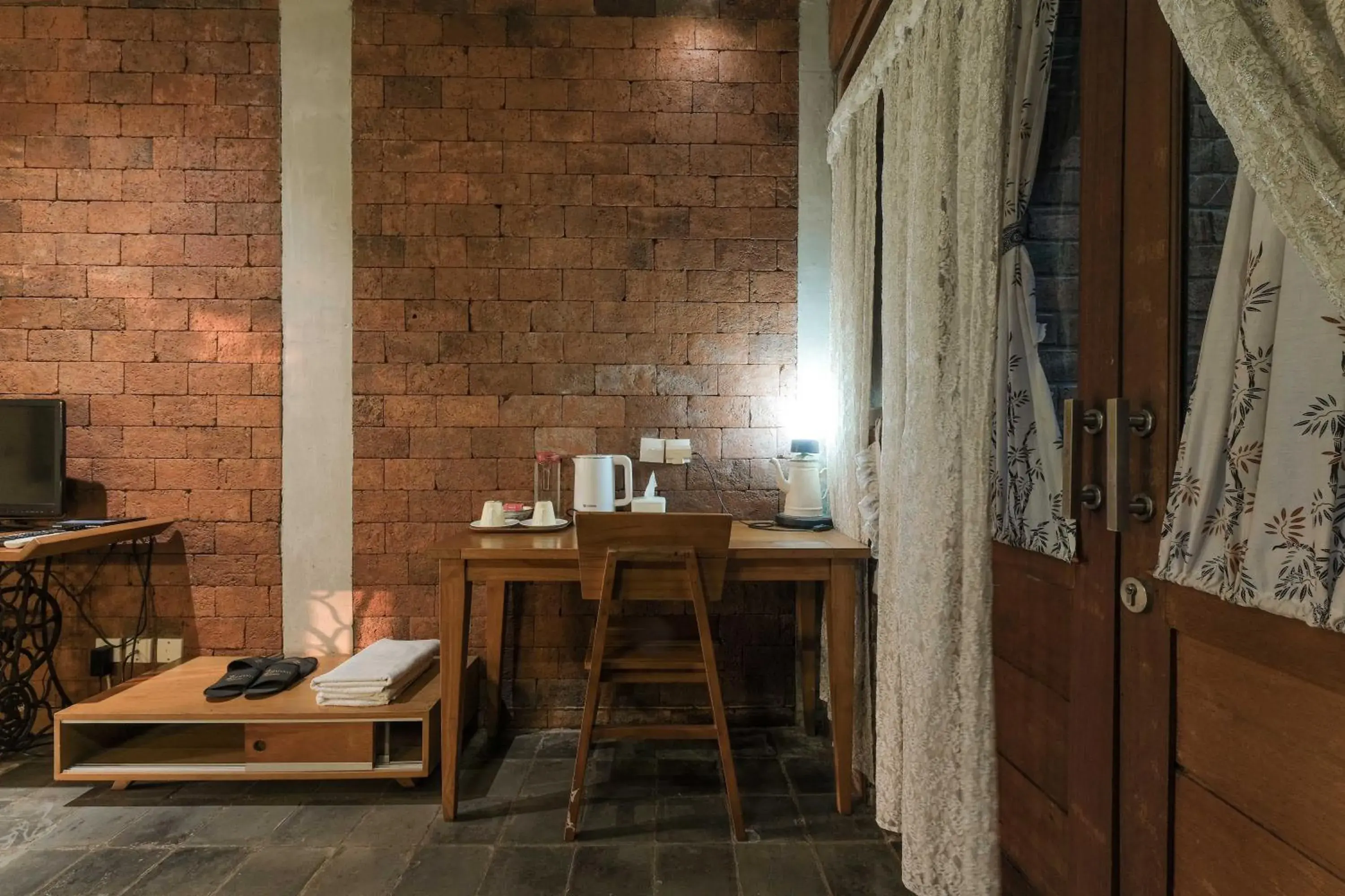 Standard Twin Room in Djajanti House Standard Twin Room in Djajanti House