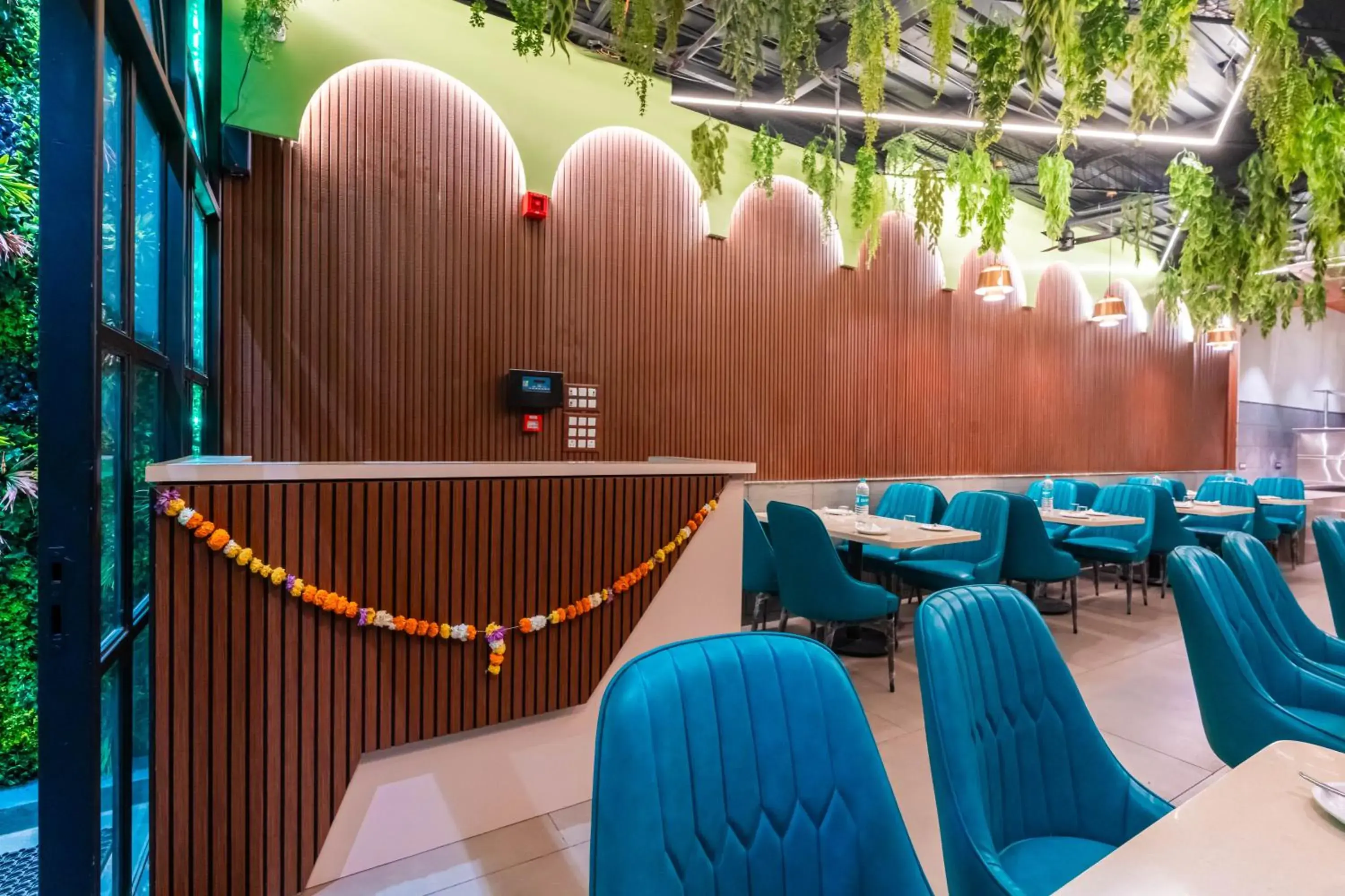 Restaurant/places to eat in Treebo Express Inn Restaurant/places to eat in Treebo Express Inn