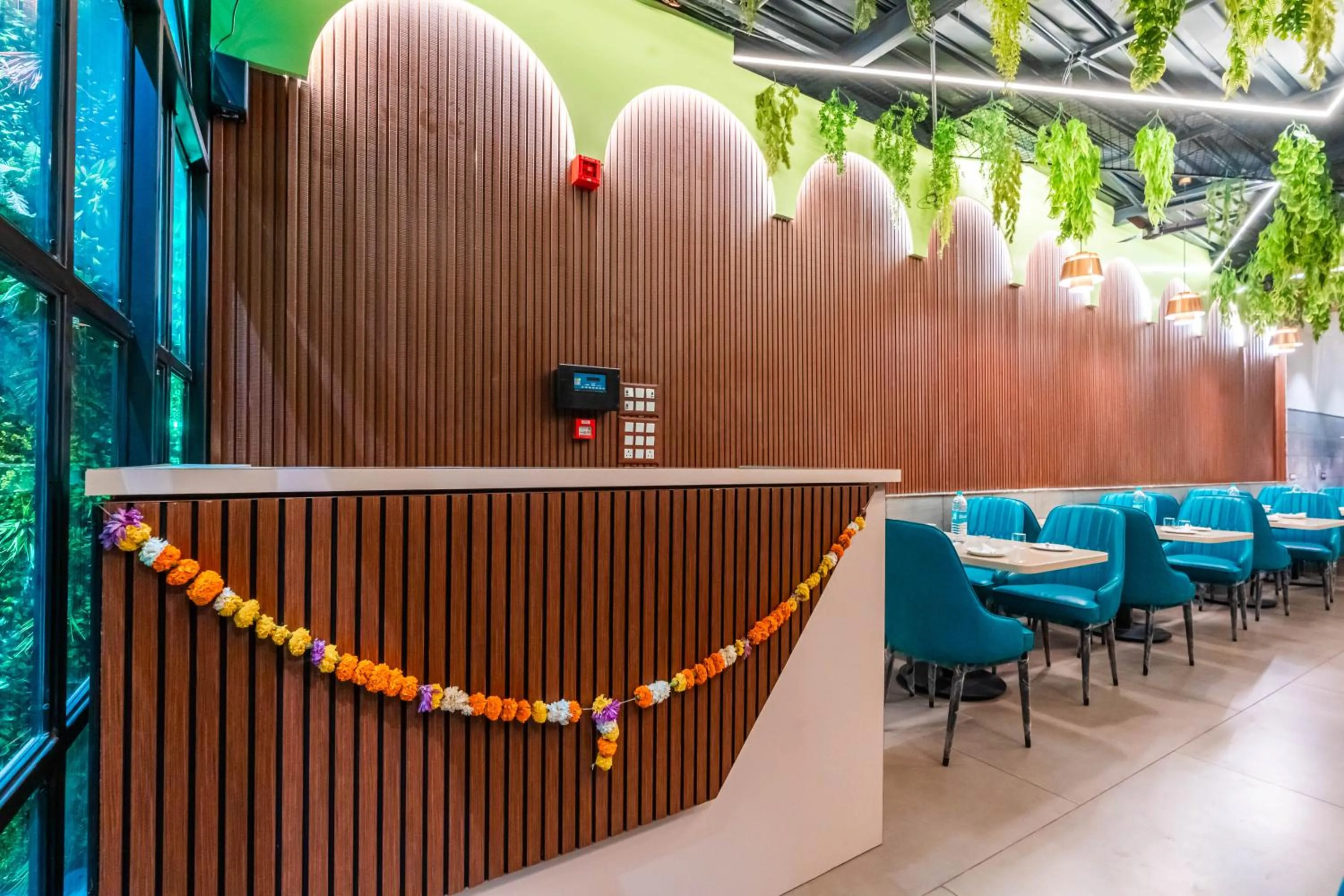 Facade/entrance in Treebo Express Inn