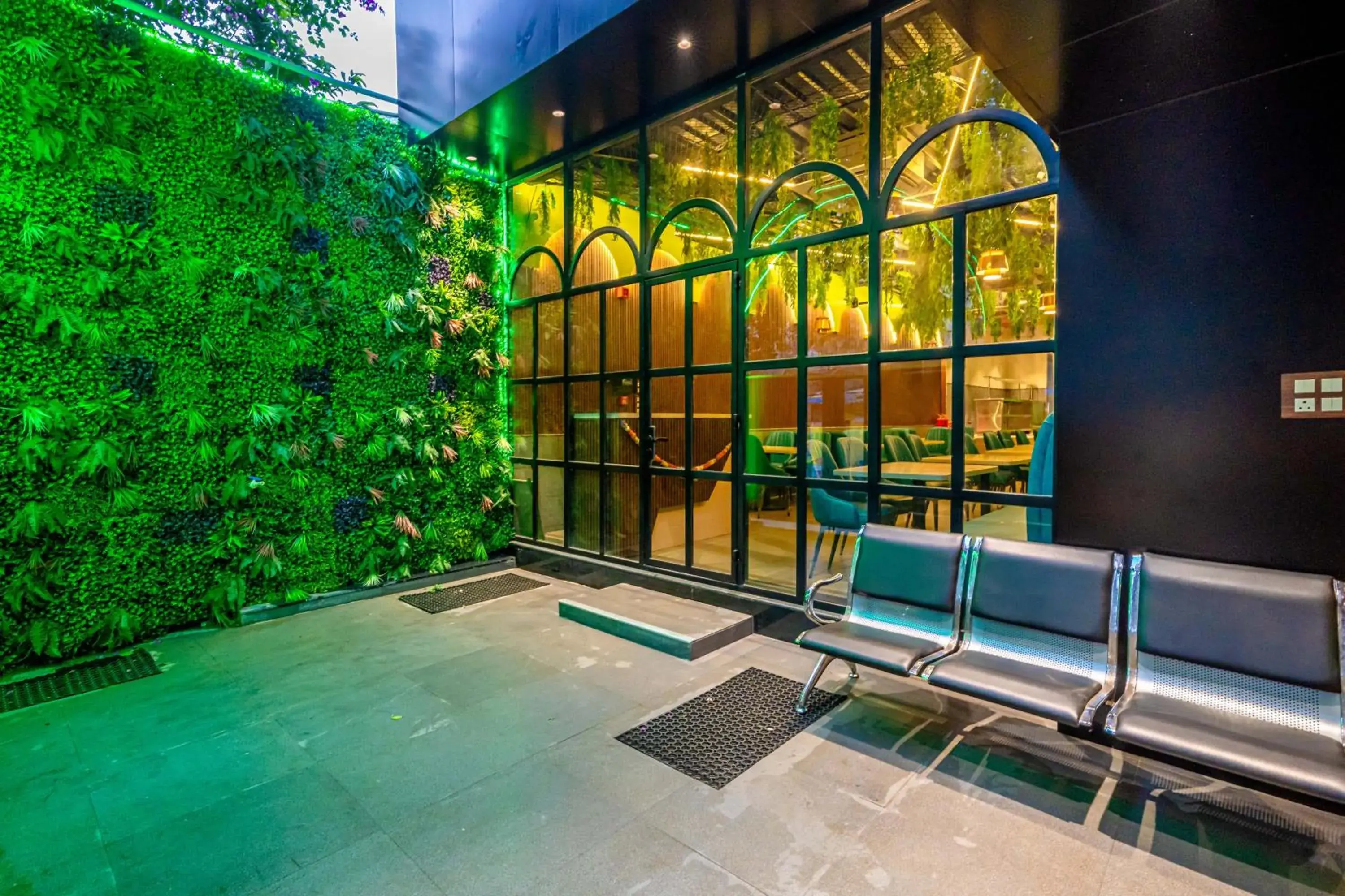 Facade/entrance in Treebo Express Inn Facade/entrance in Treebo Express Inn