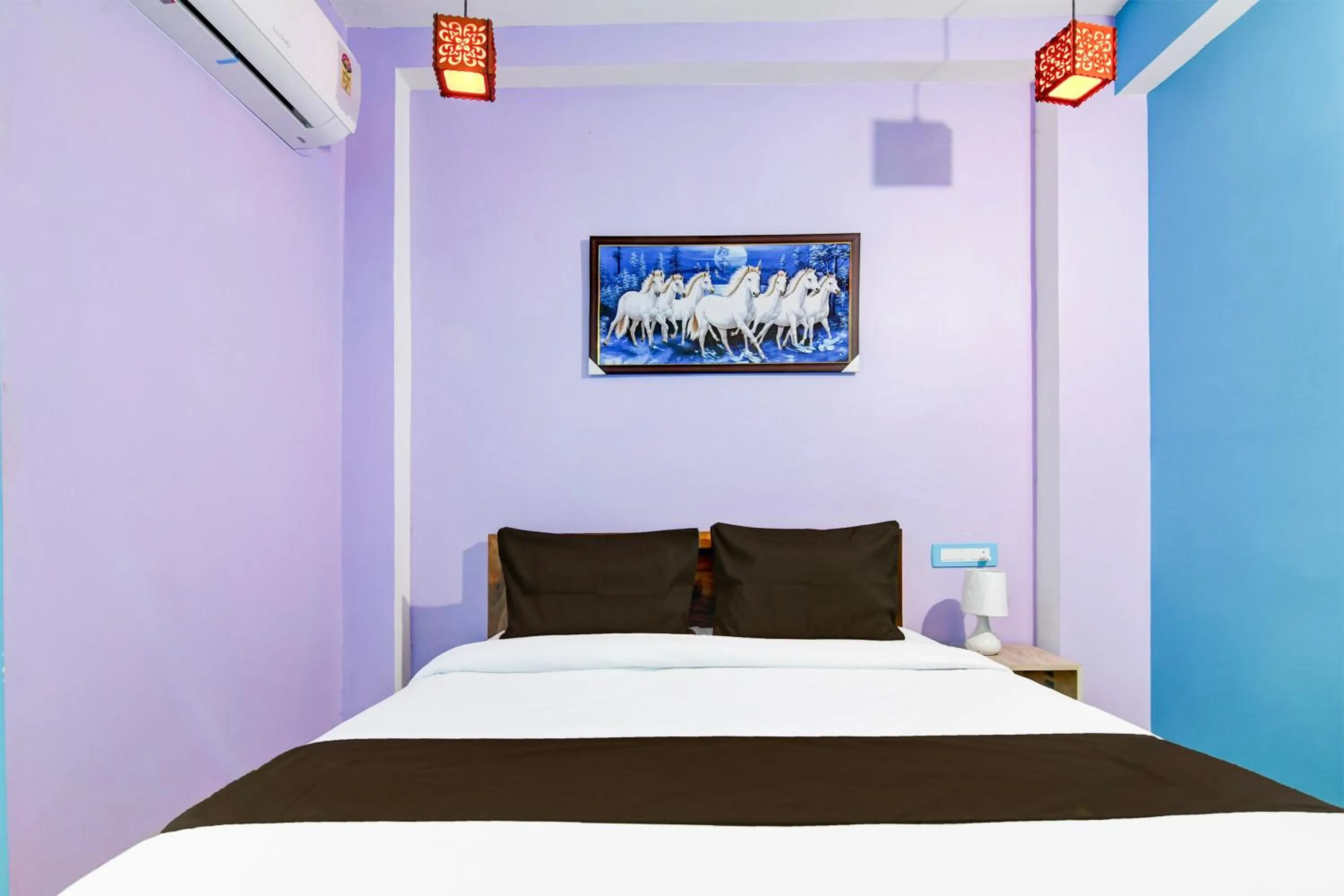 Bedroom, Bed in Hotel O Blue Valley