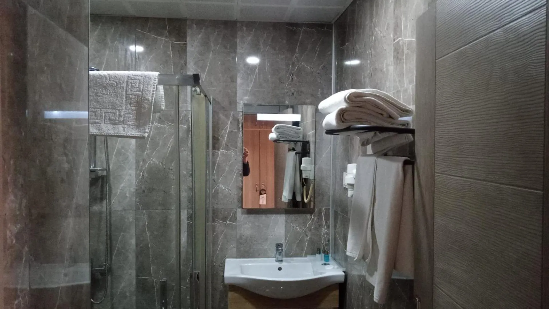 Shower in ANGRAND HOTEL