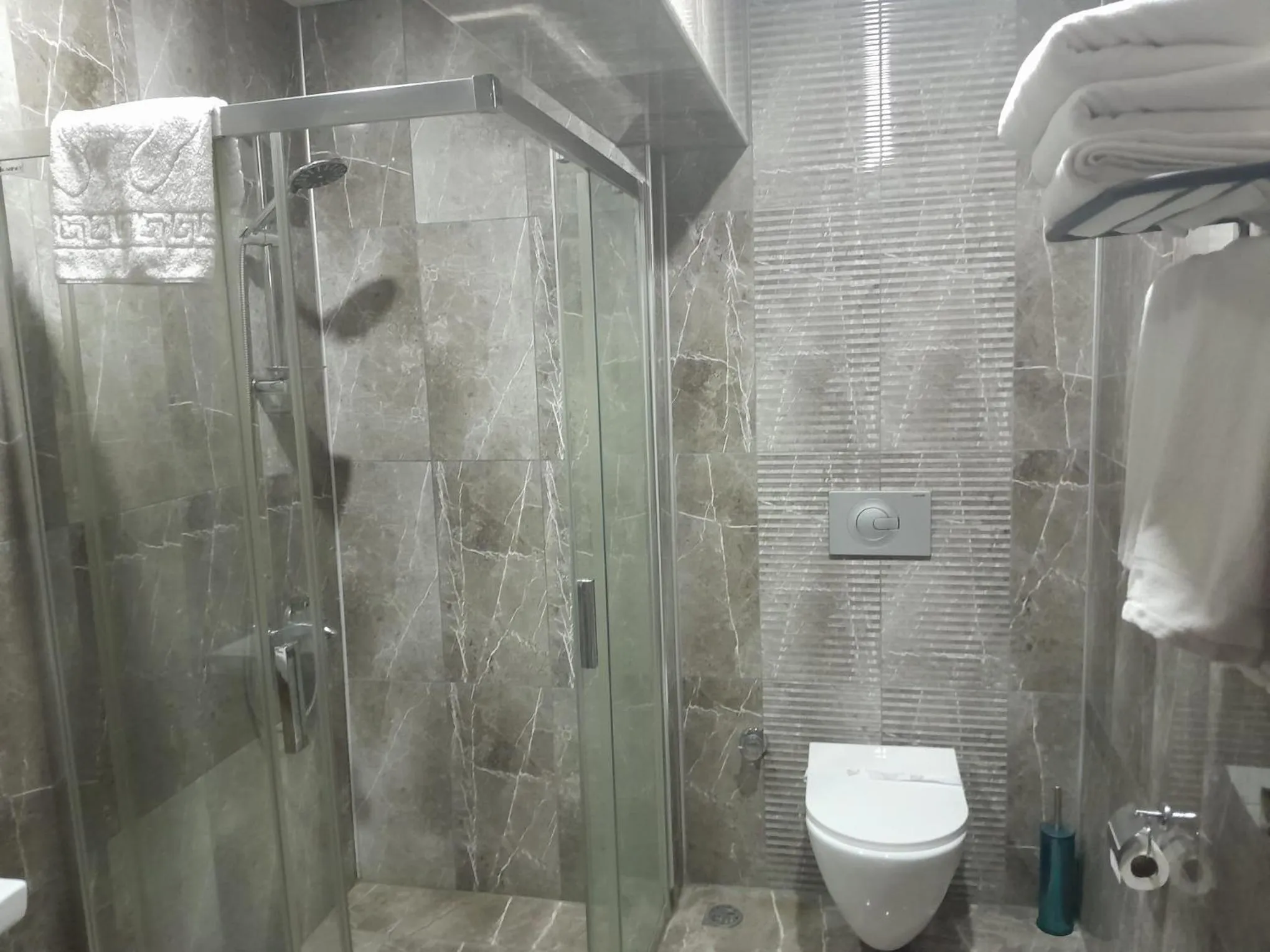 Shower in ANGRAND HOTEL