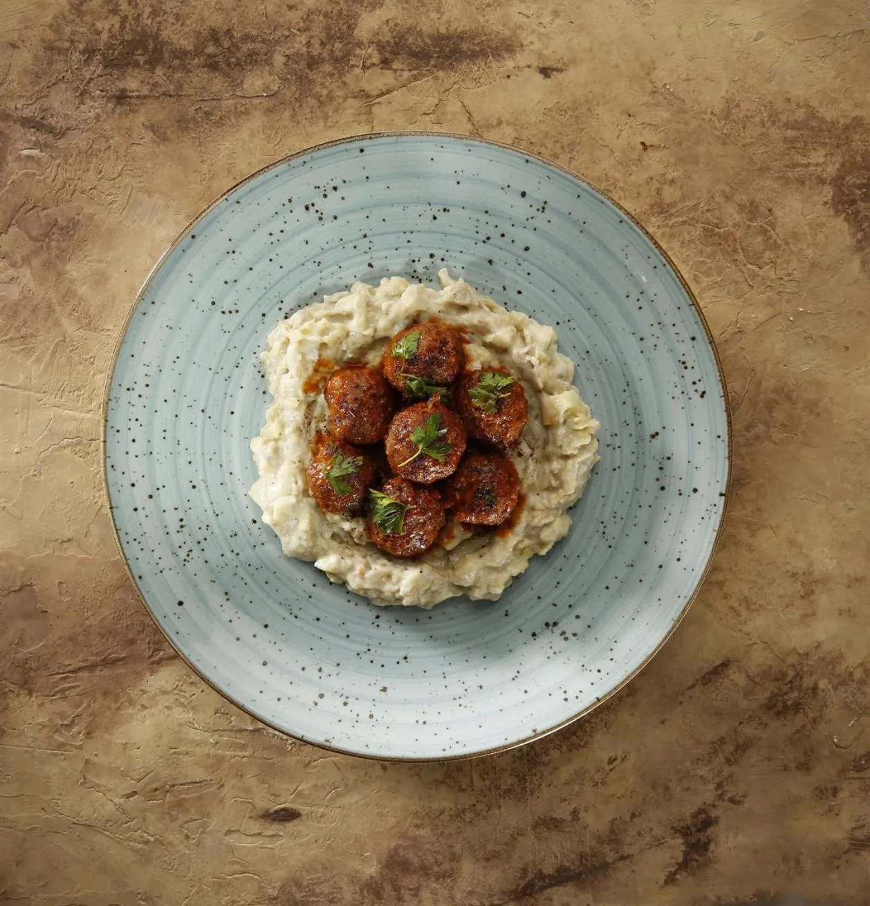 Restaurant/places to eat in ANGRAND HOTEL