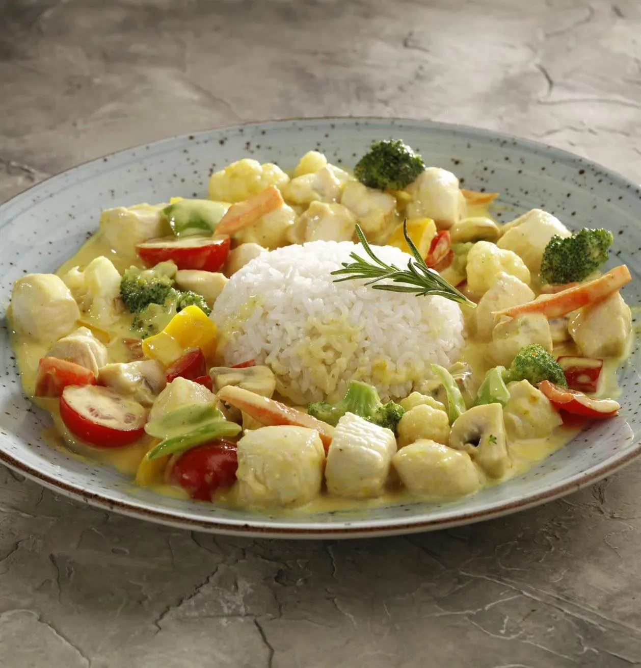 Restaurant/places to eat in ANGRAND HOTEL