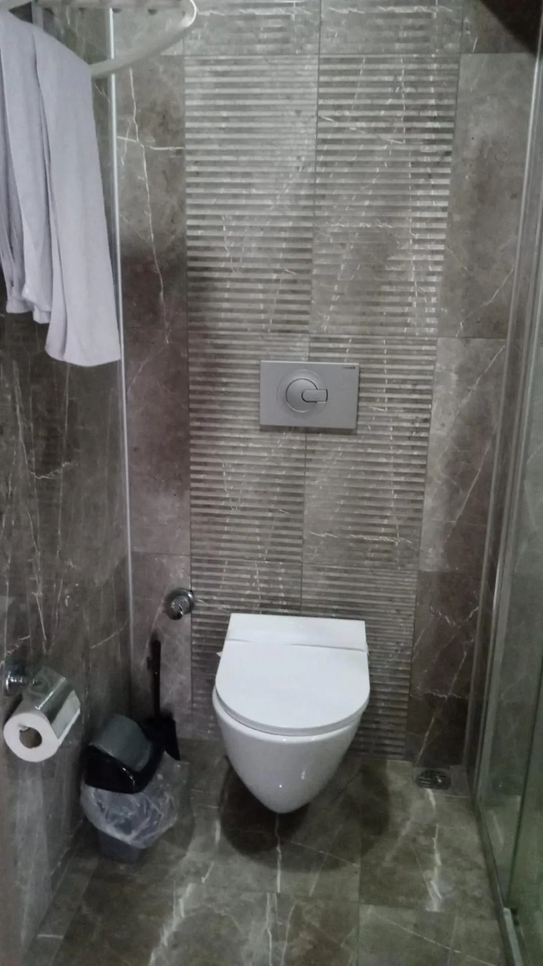 Toilet in ANGRAND HOTEL