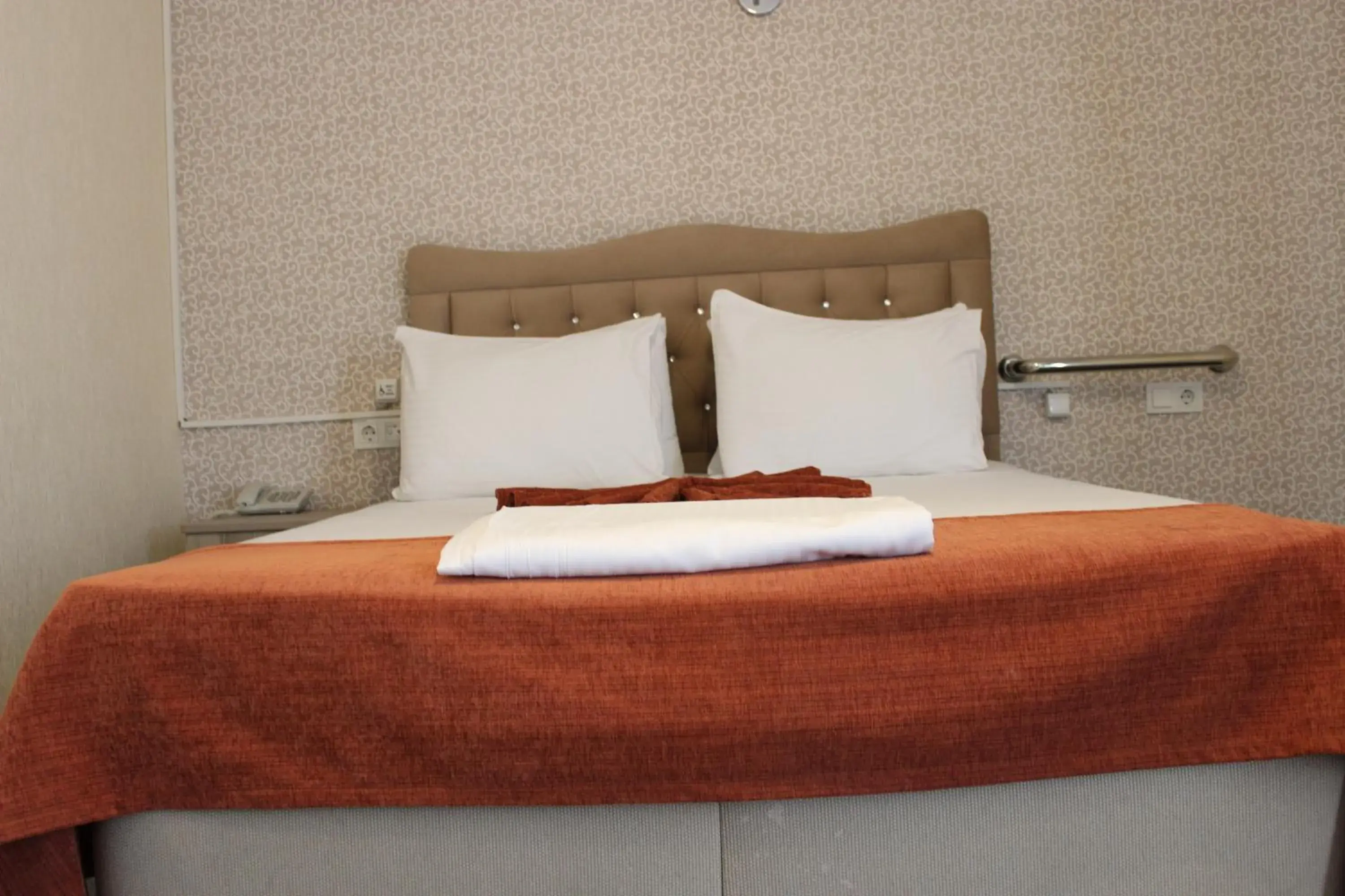 Bed in ANGRAND HOTEL Bed in ANGRAND HOTEL