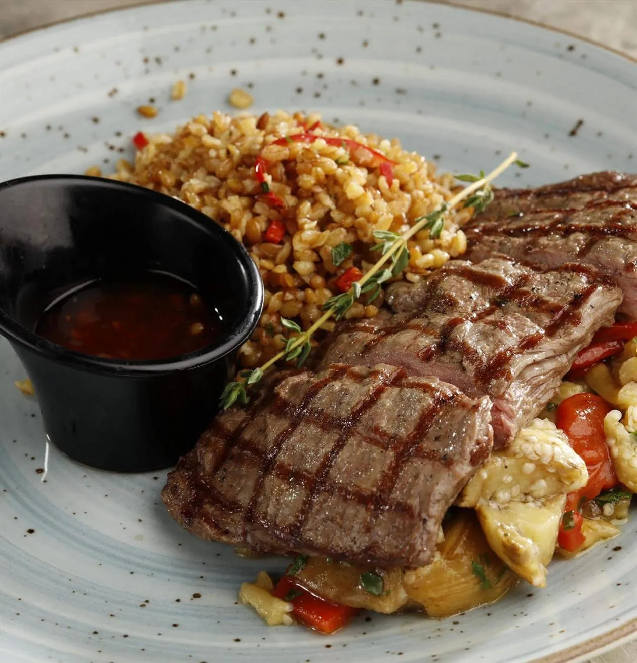 Restaurant/places to eat in ANGRAND HOTEL