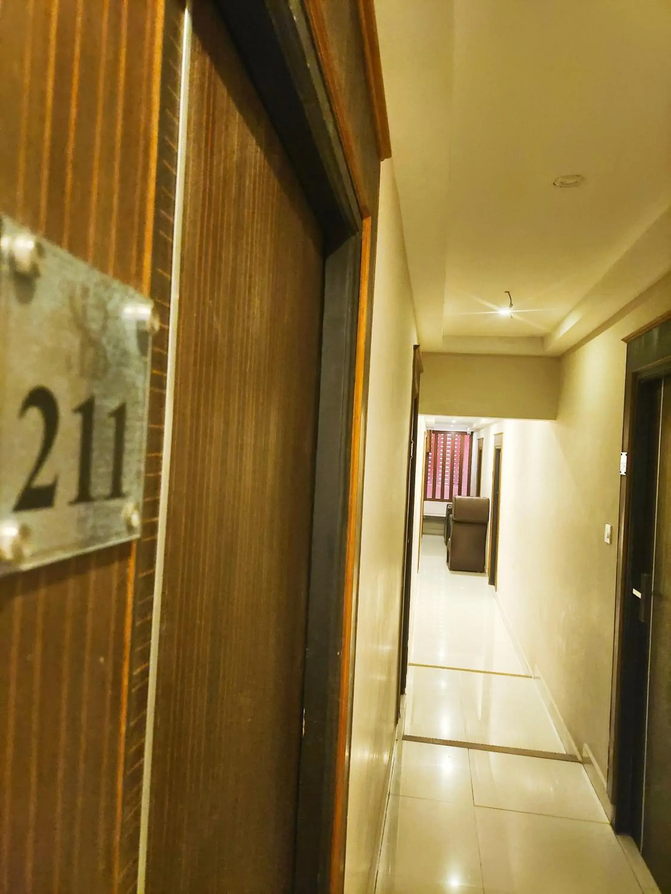 Facade/entrance in Santhi Bhavan, Chennai Central Facade/entrance in Santhi Bhavan, Chennai Central