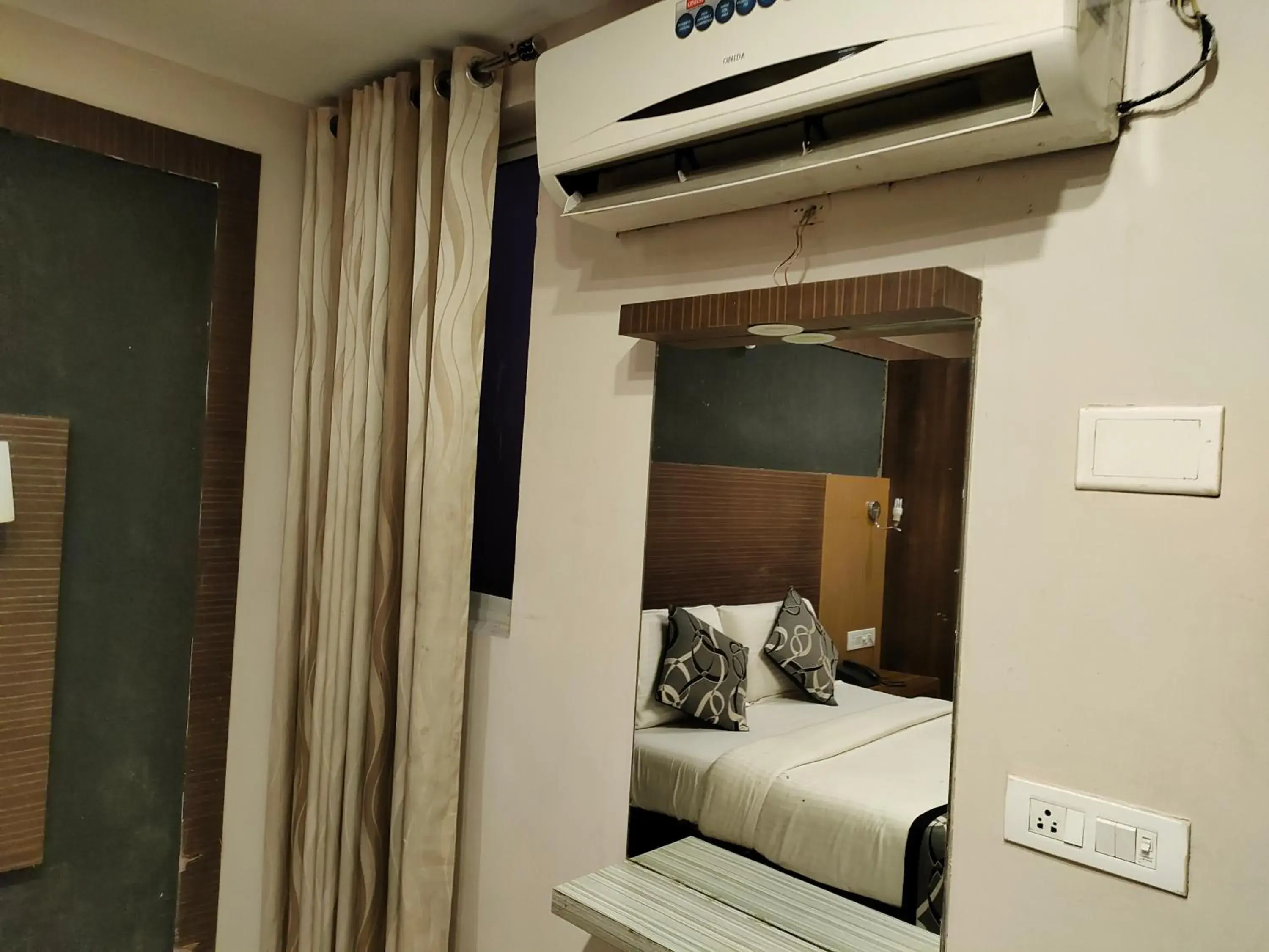 Photo of the whole room, Bed in Santhi Bhavan, Chennai Central Photo of the whole room, Bed in Santhi Bhavan, Chennai Central