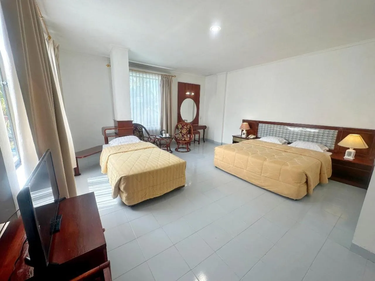 Bedroom, Bed in Hotel Wisata Indah Sibolga