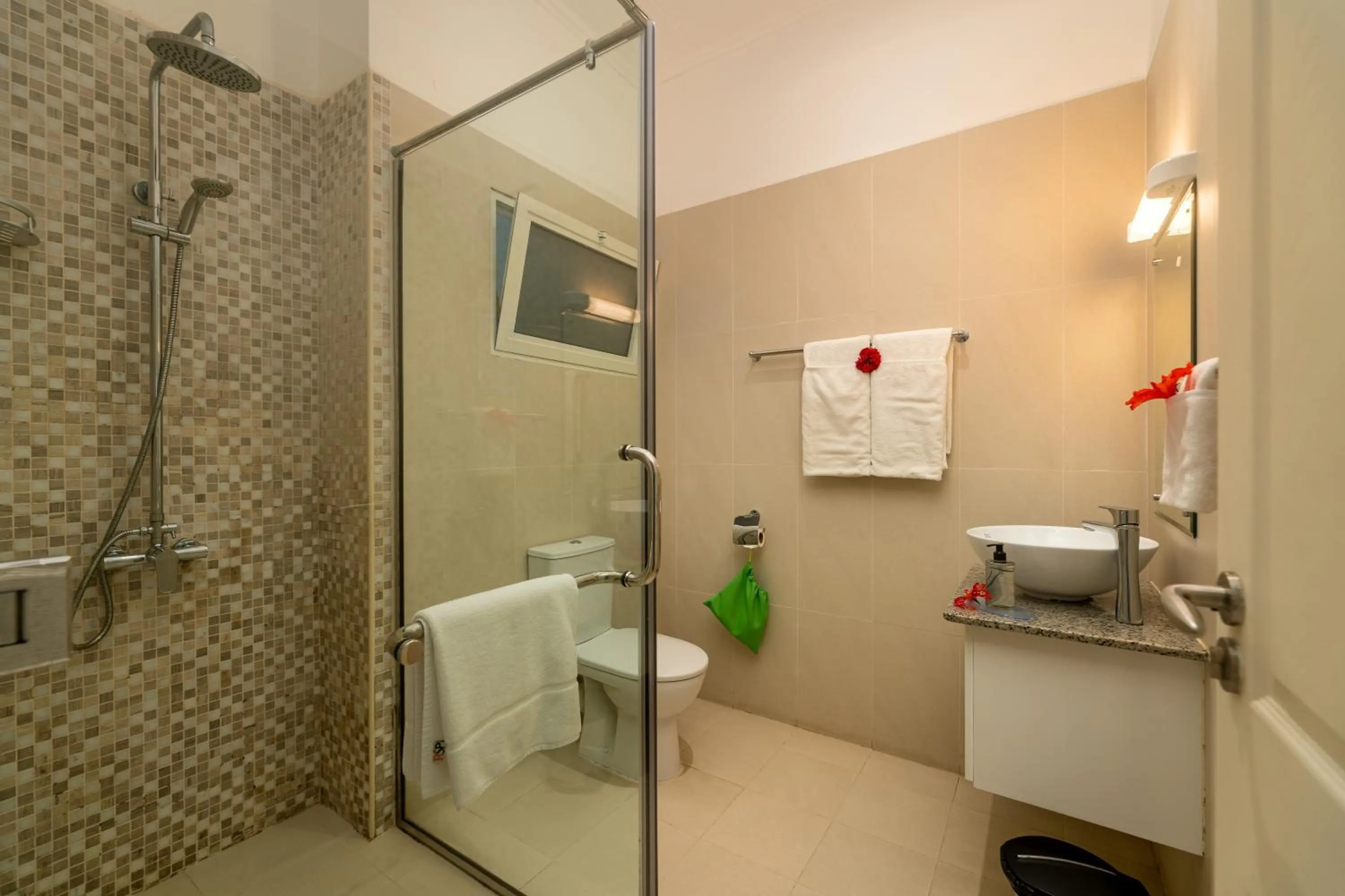 Shower in The Ridge Residence