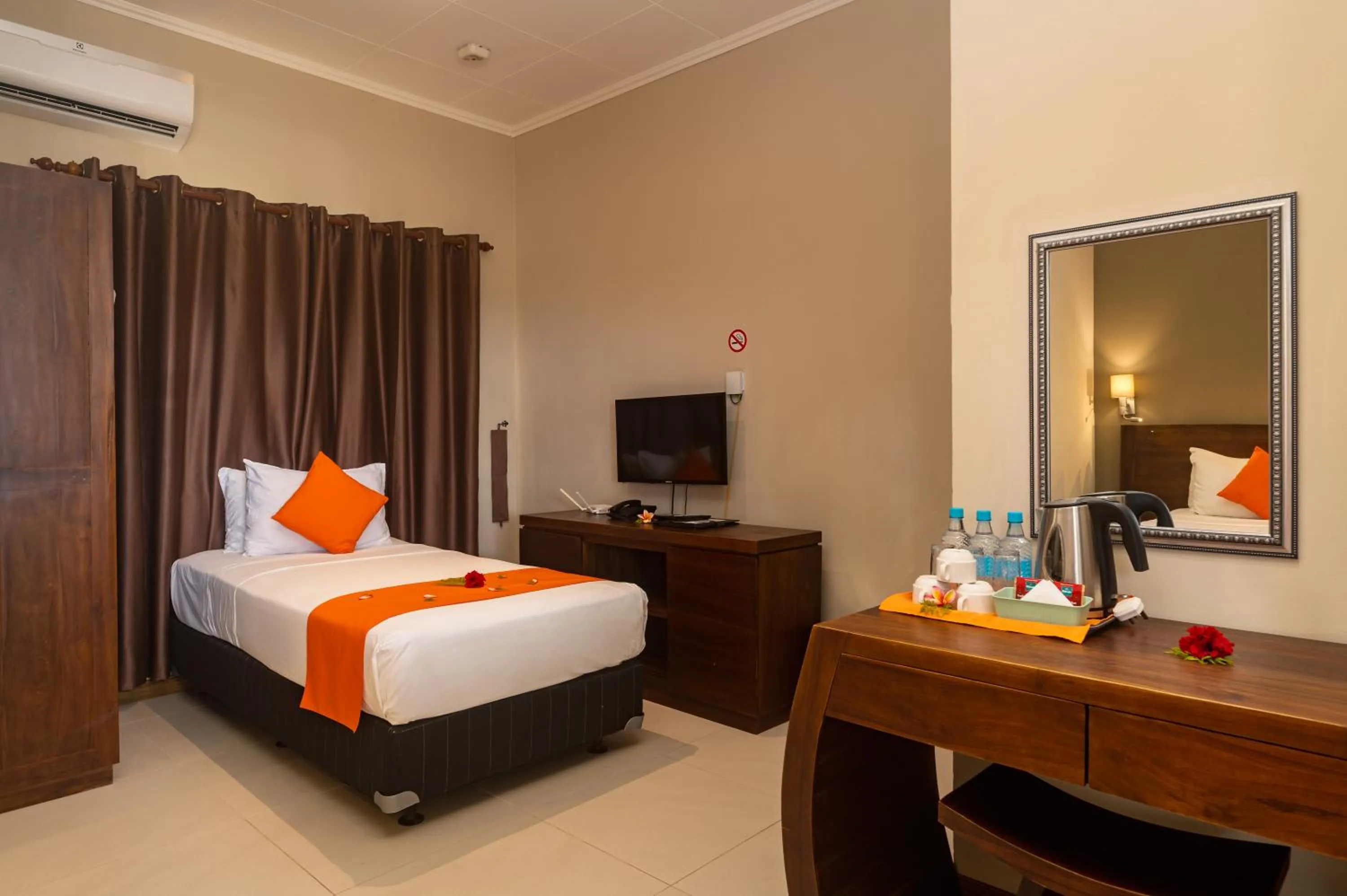 Bed in The Ridge Residence