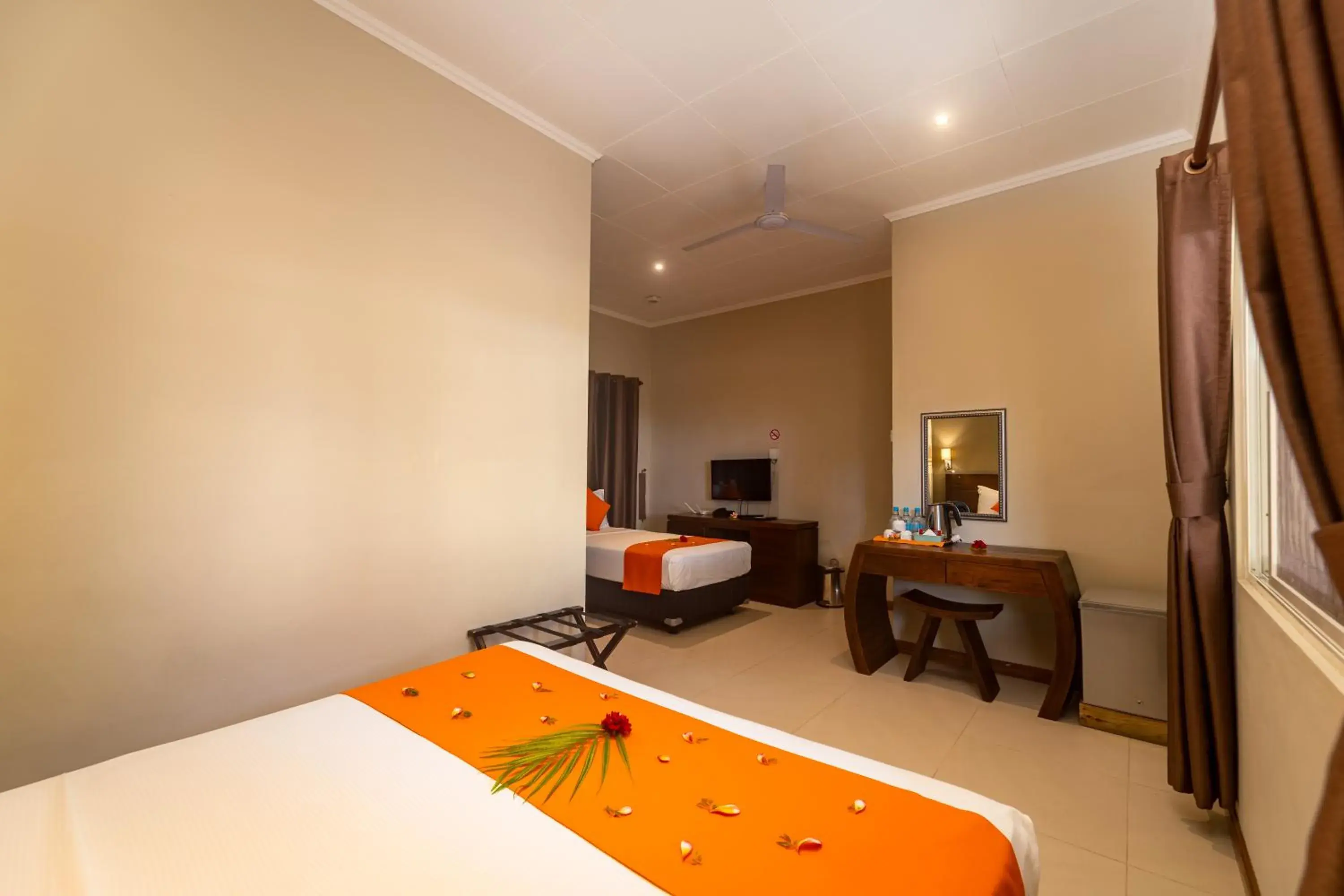 Deluxe Triple Room - single occupancy in The Ridge Residence Deluxe Triple Room - single occupancy in The Ridge Residence