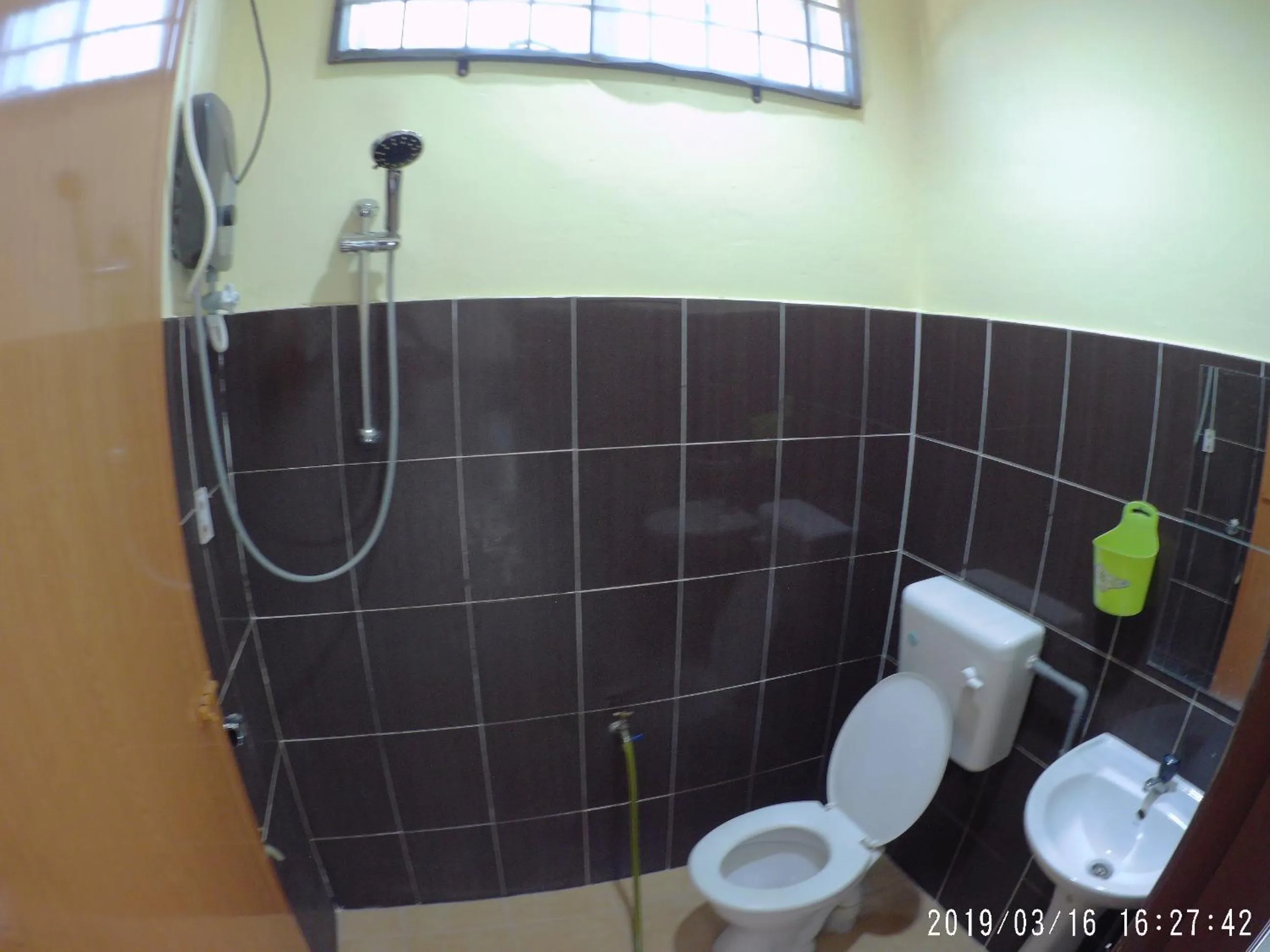 Bathroom in Semarak Beach Inn