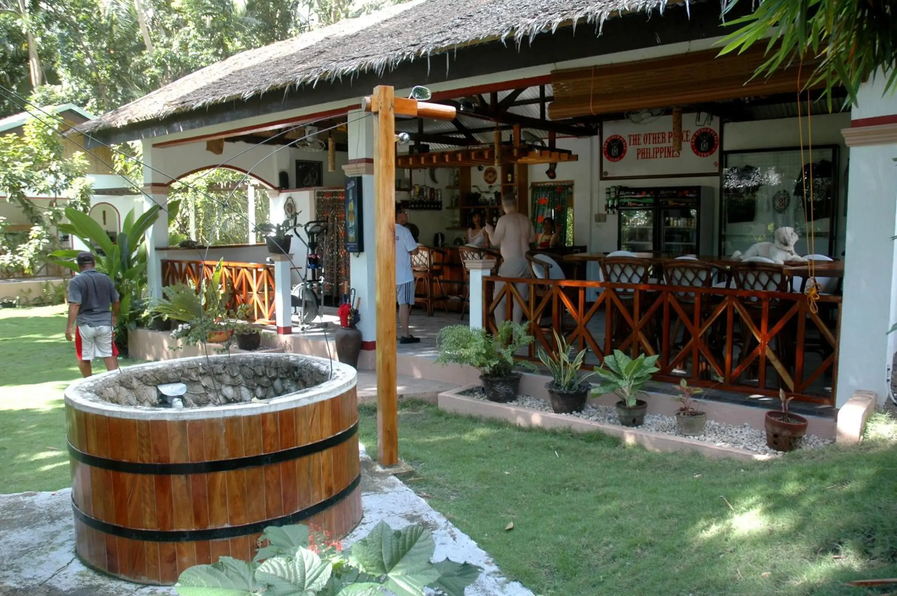 Lounge or bar in Neptune Diving Resort Santander Lounge or bar in Neptune Diving Resort Santander