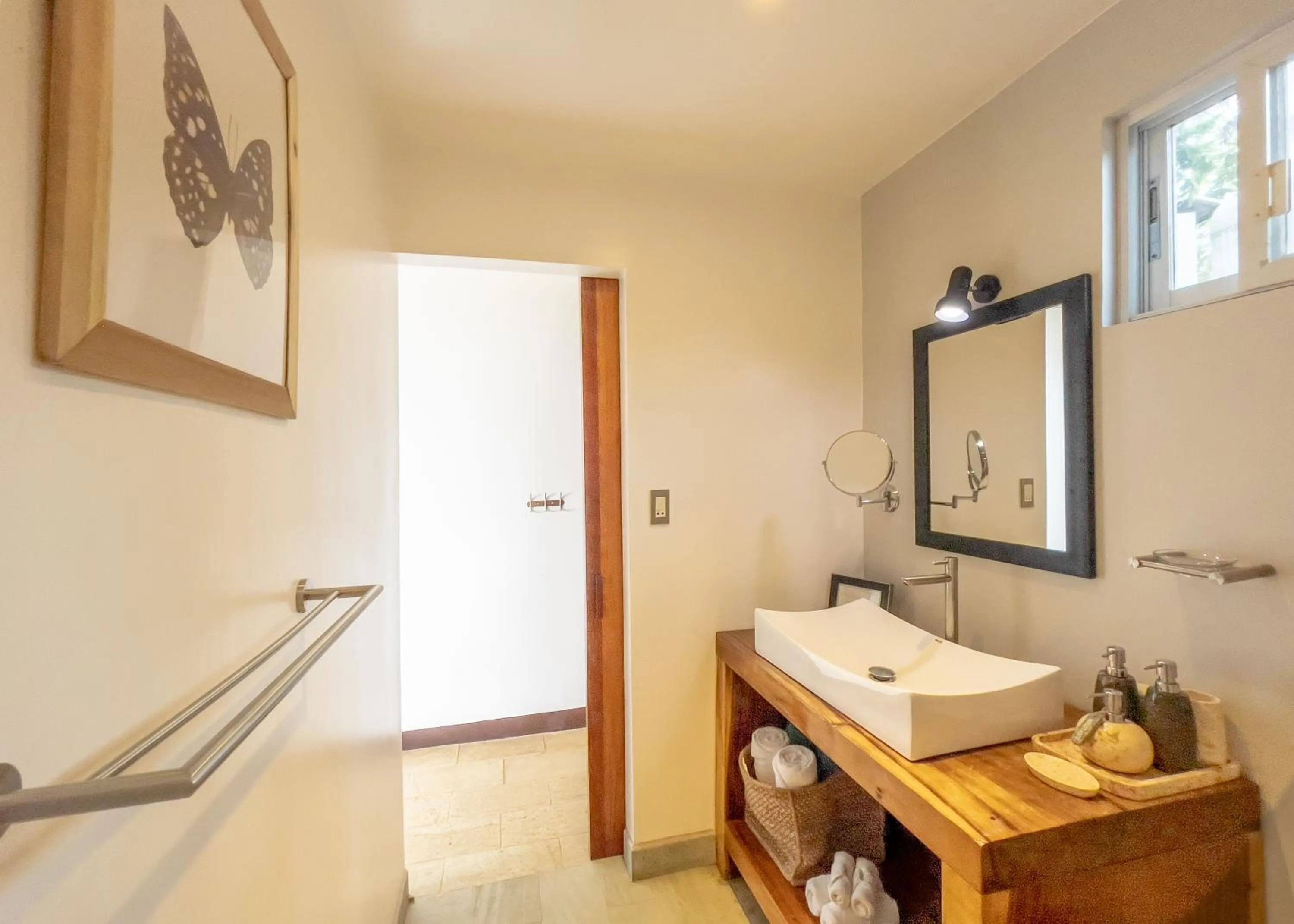 Cadlao Resort and Restaurant