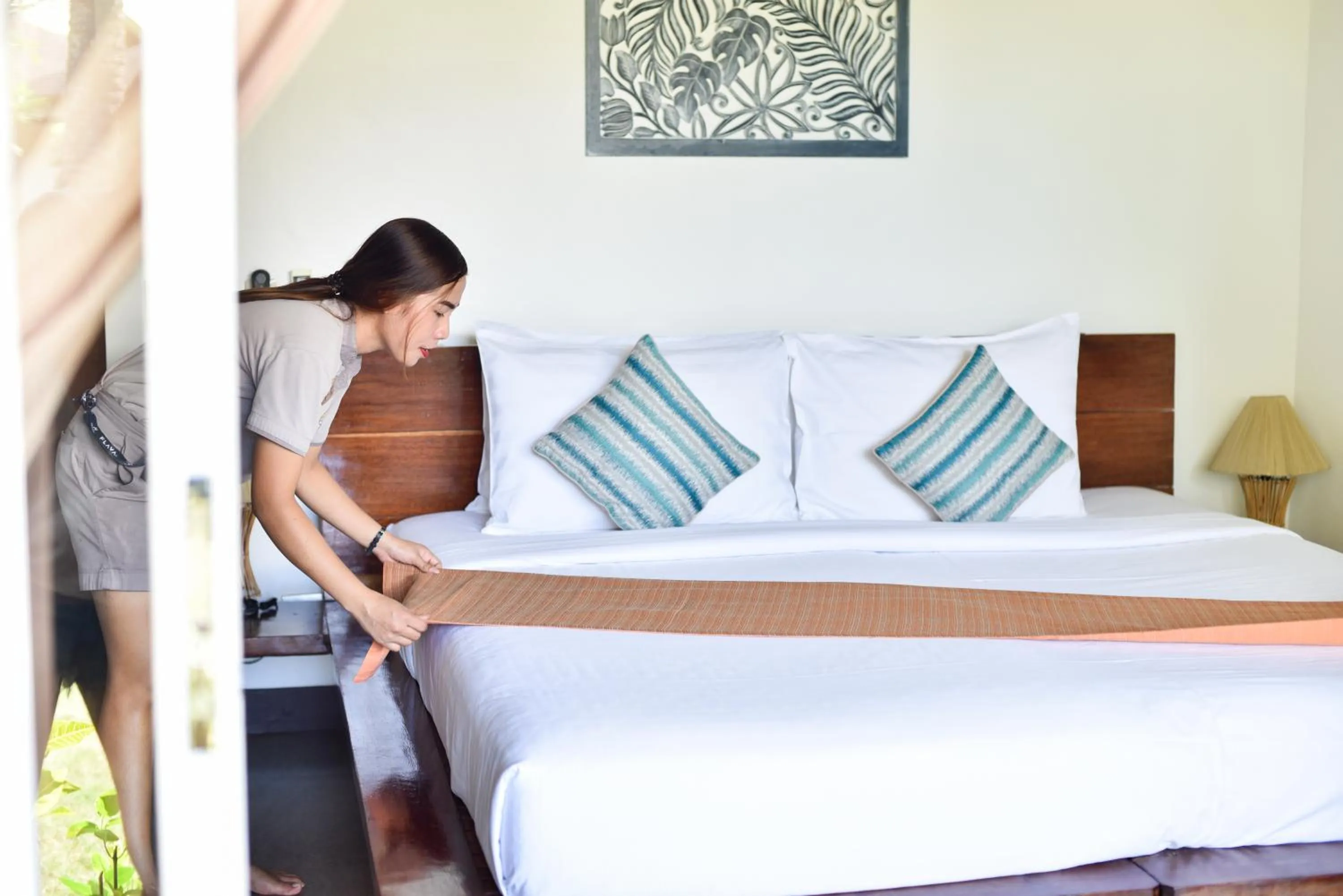 Bed in Cadlao Resort and Restaurant