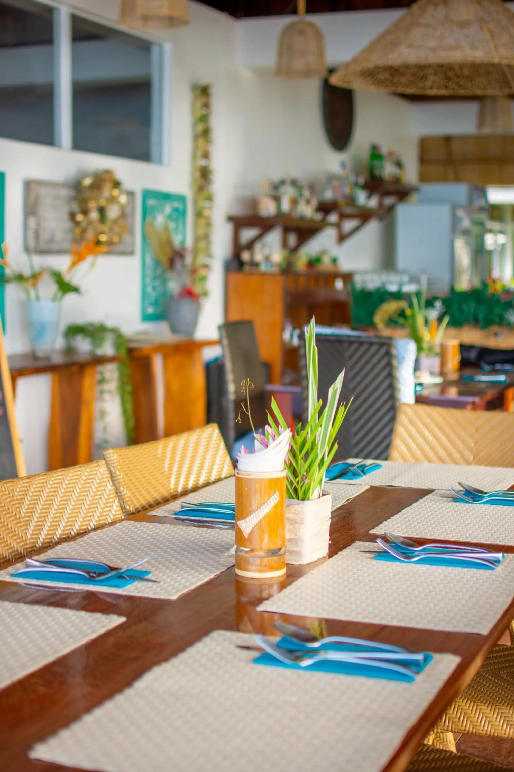 Cadlao Resort and Restaurant