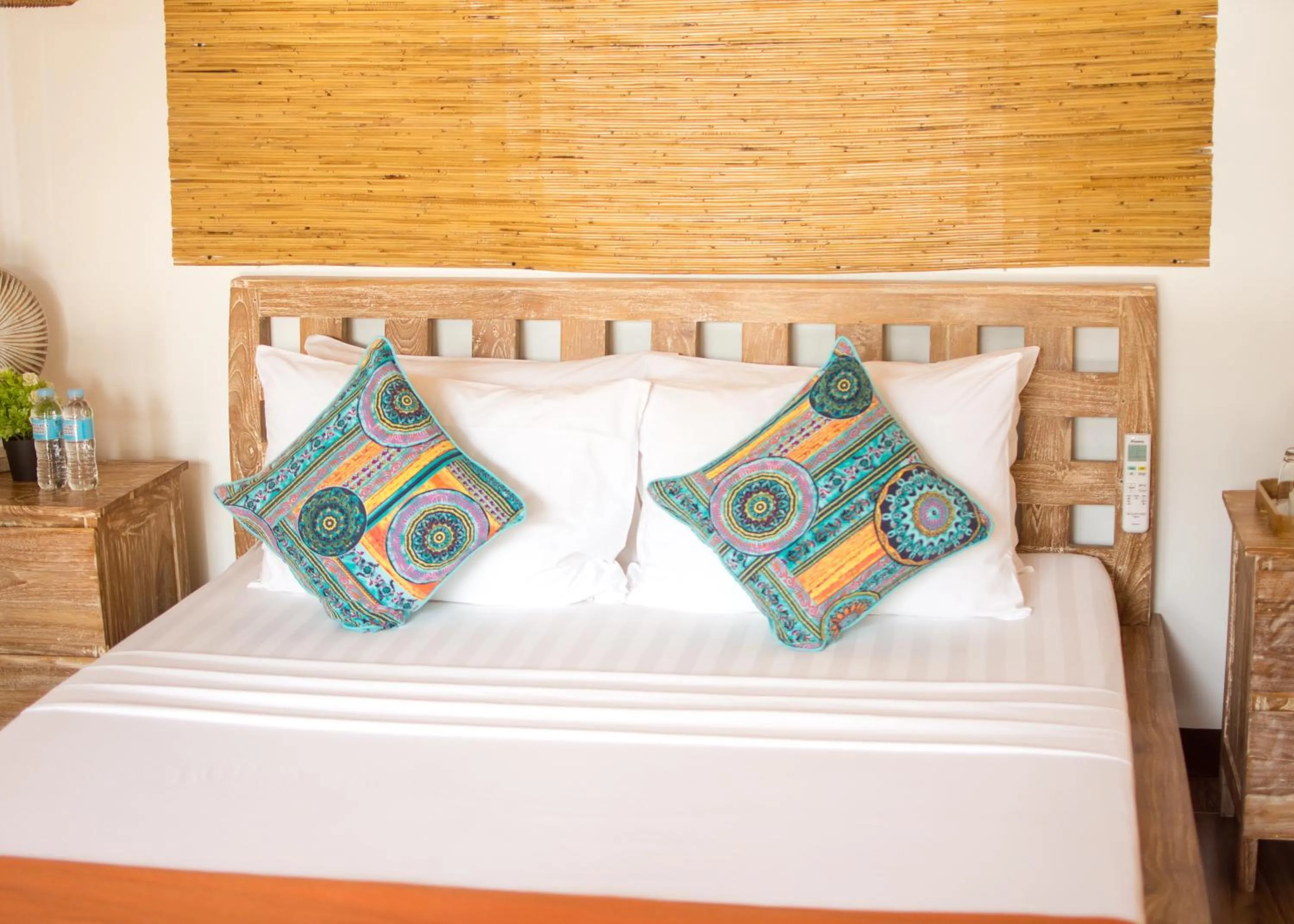 Bed in Cadlao Resort and Restaurant