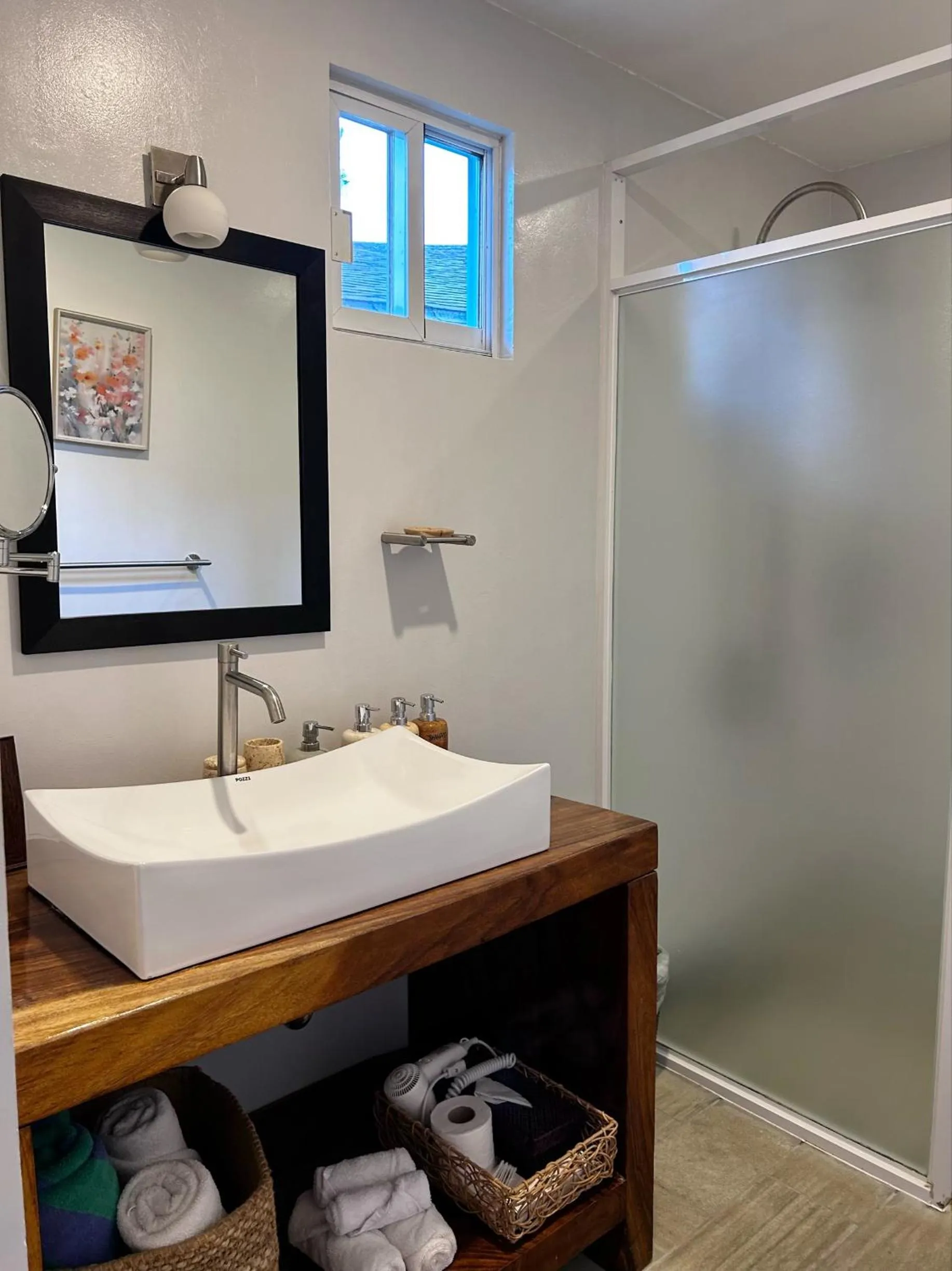 Cadlao Resort and Restaurant