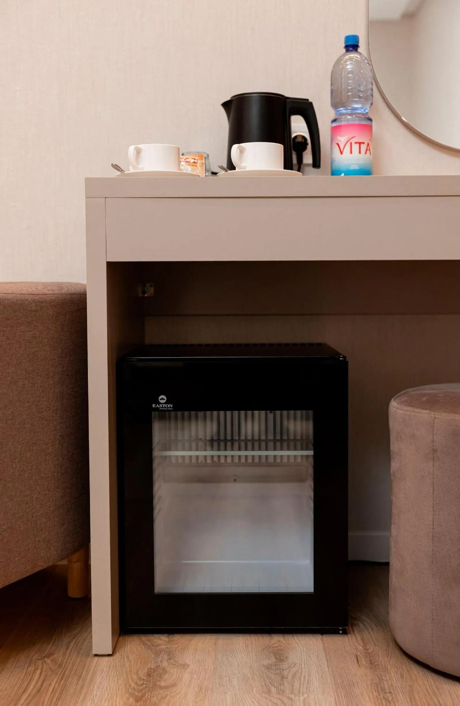 Coffee/tea facilities in Aston Hotel