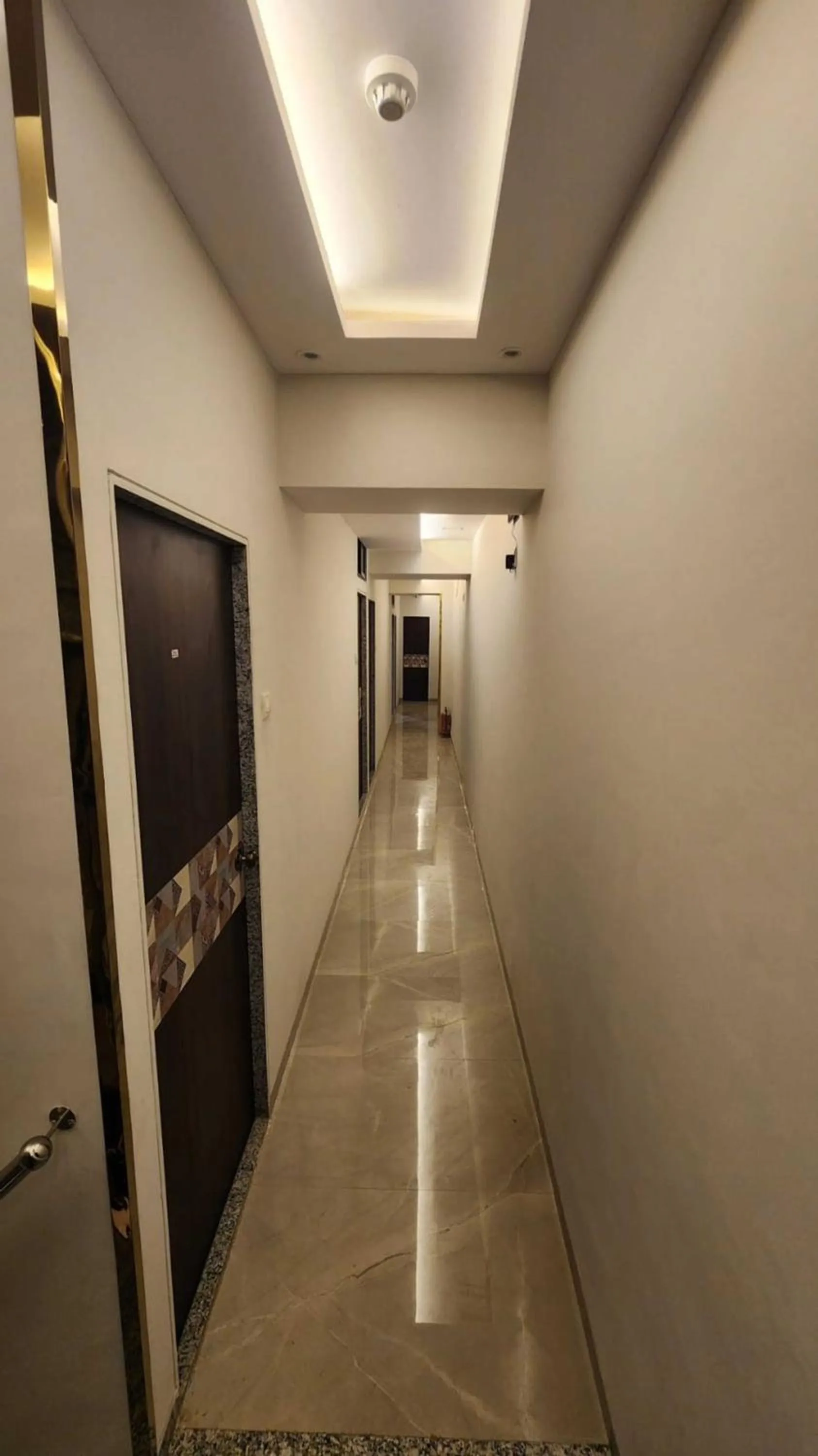 Property building in Hotel Vaithi Residency - Andheri West