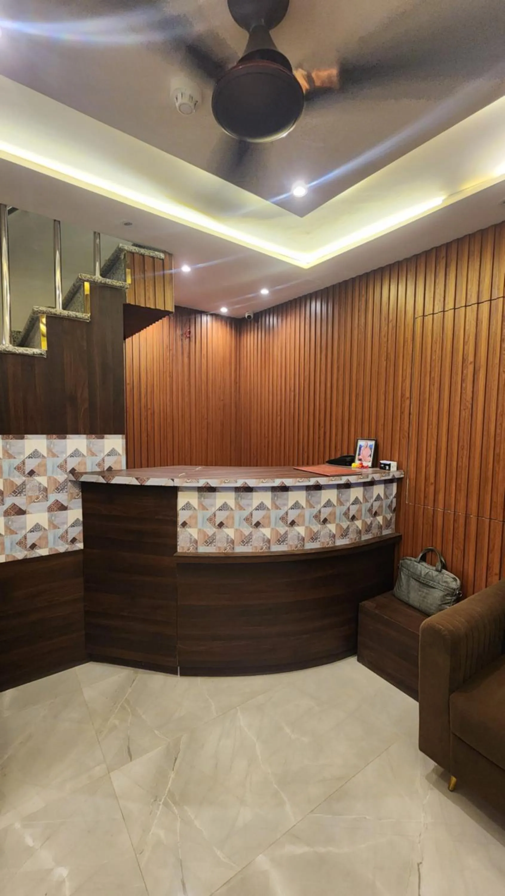 Living room in Hotel Vaithi Residency - Andheri West