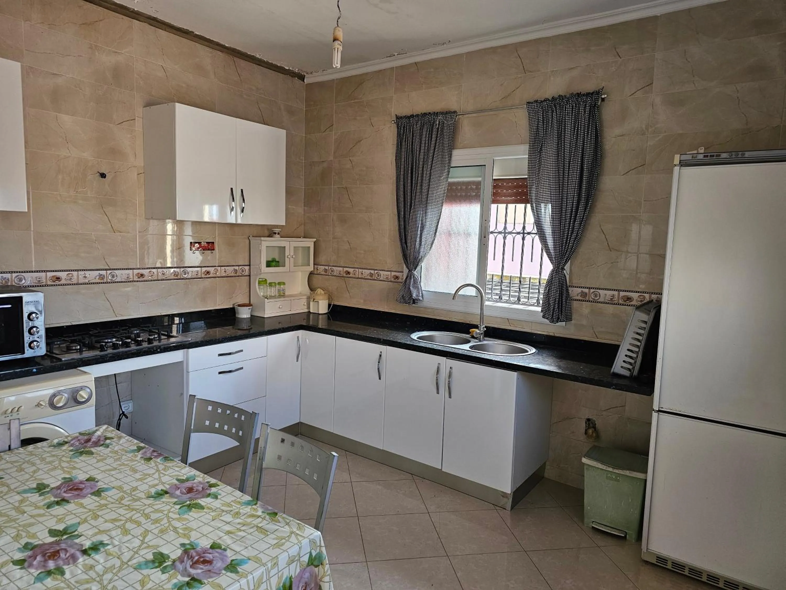 Kitchen or kitchenette in Dar Zarga Apartment