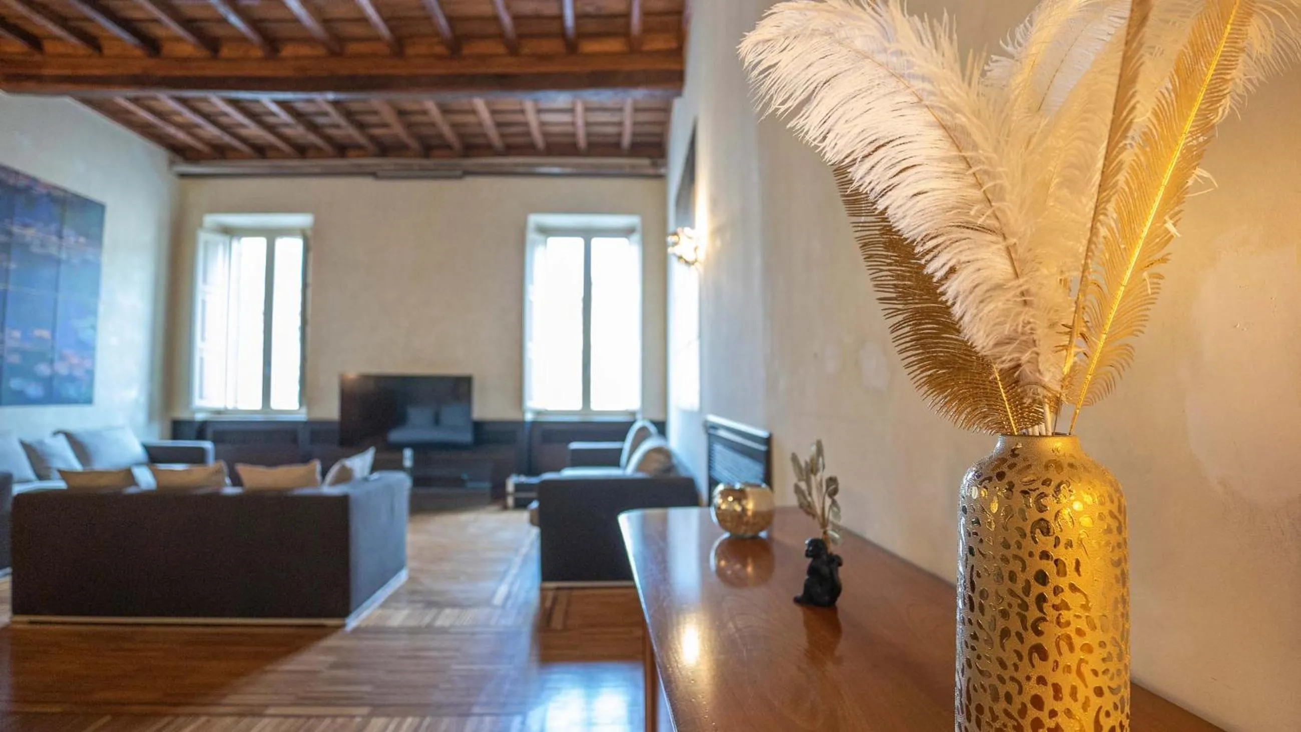 Living room in EasyTopStay - Piazza Venezia City View Charming Apt