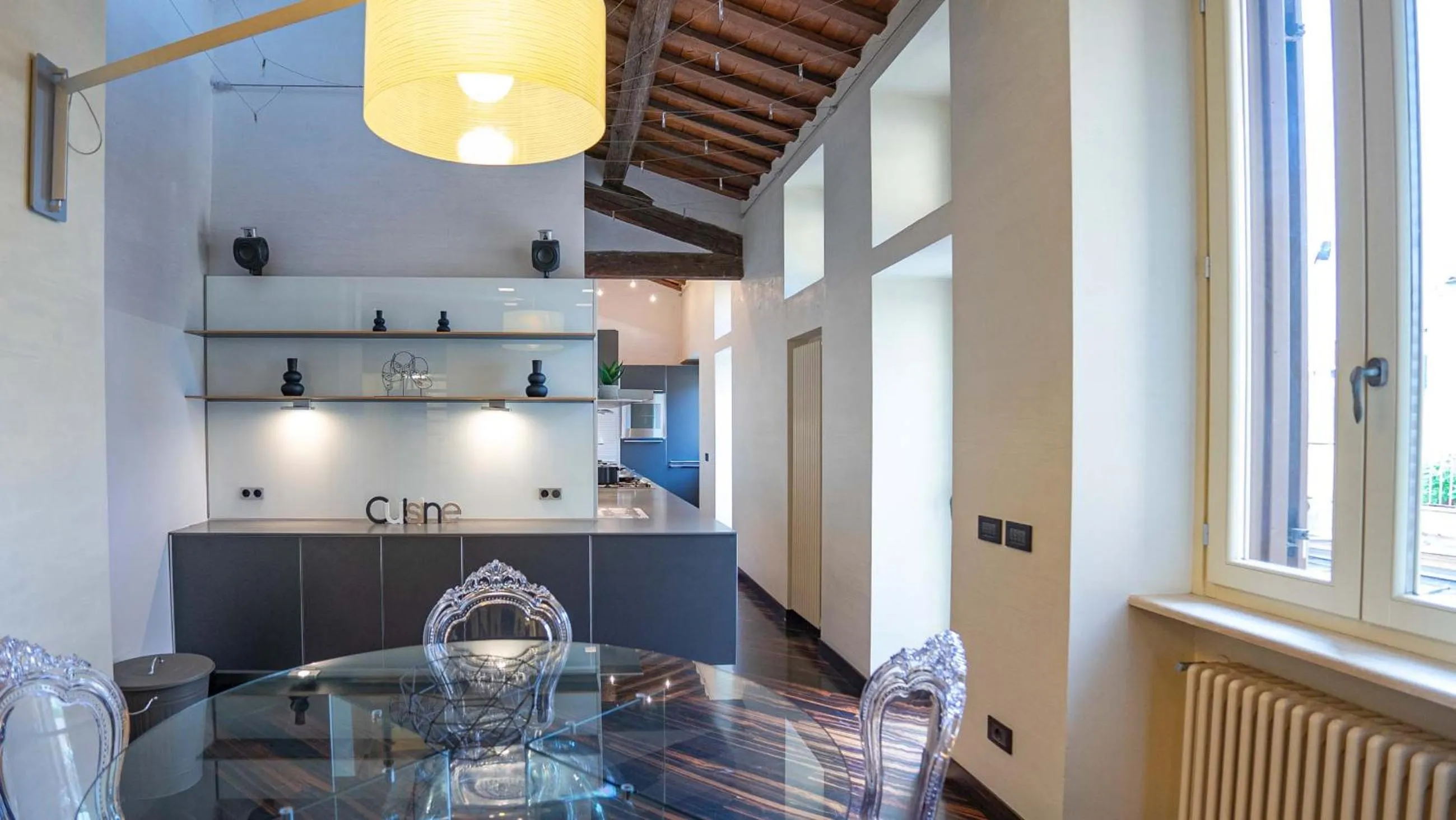 Kitchen or kitchenette in EasyTopStay - Piazza Venezia City View Charming Apt