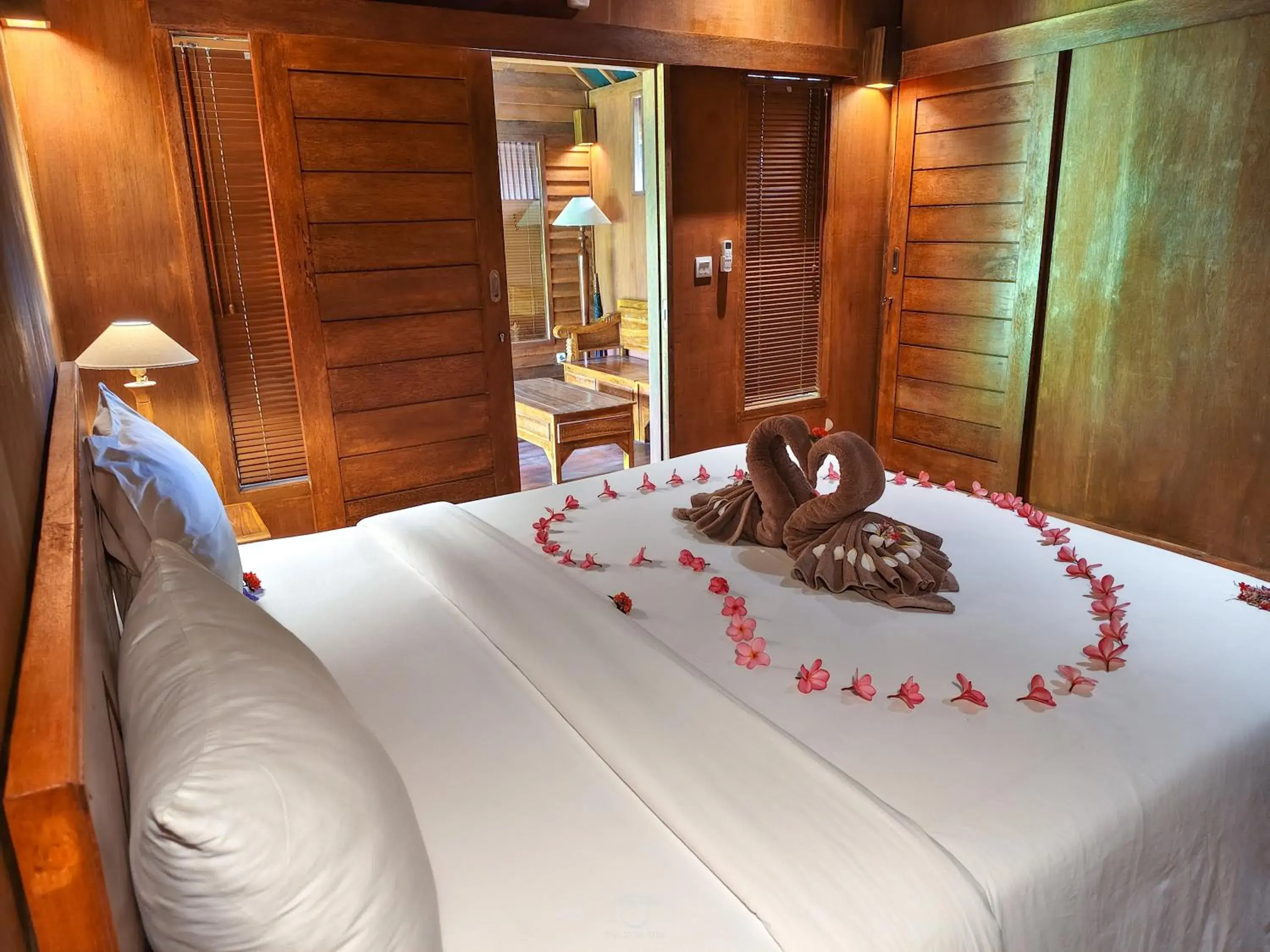 Bedroom, Bed in The Kori Sire Bedroom, Bed in The Kori Sire