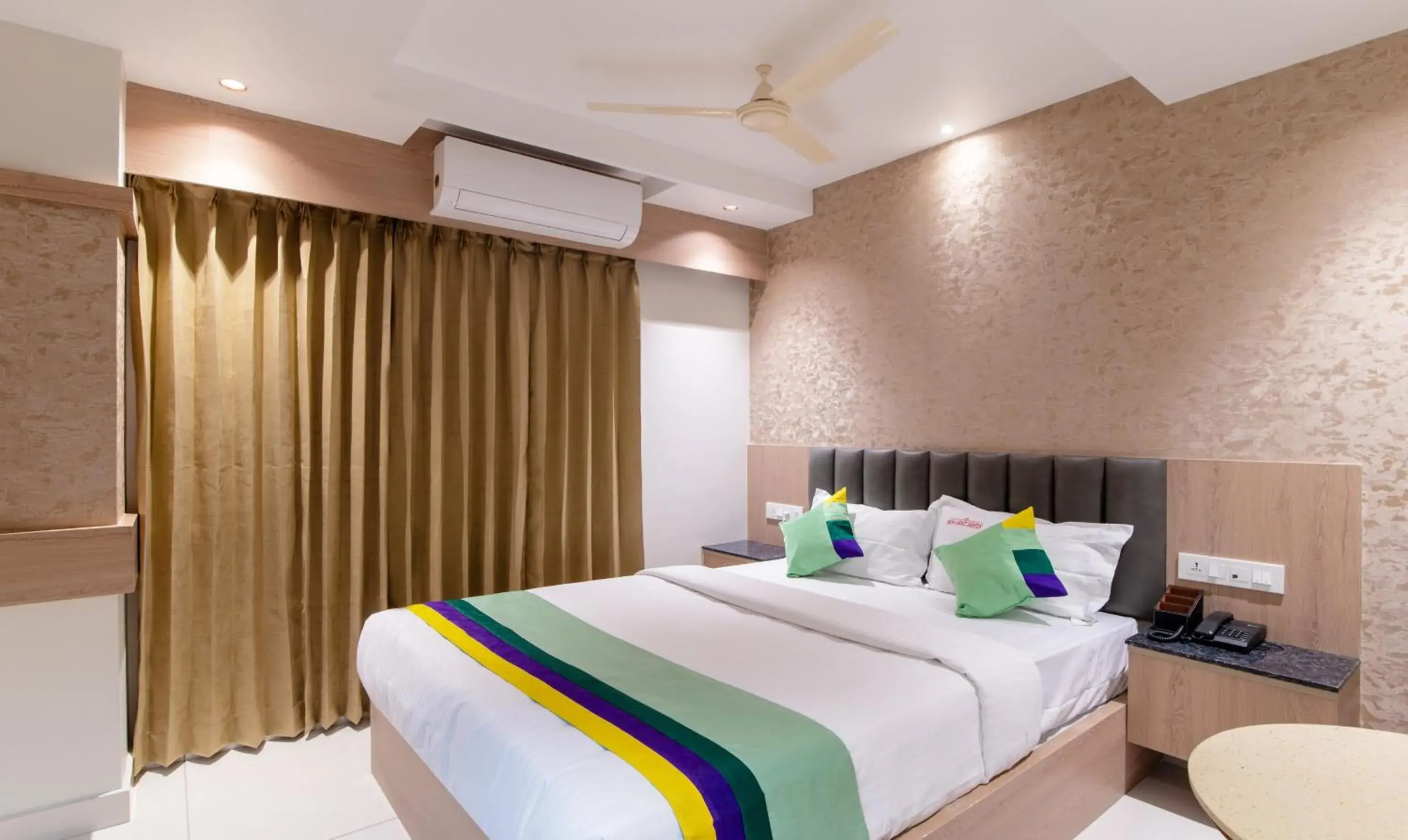 Bedroom, Bed in Treebo Premium New Light Suites Bedroom, Bed in Treebo Premium New Light Suites