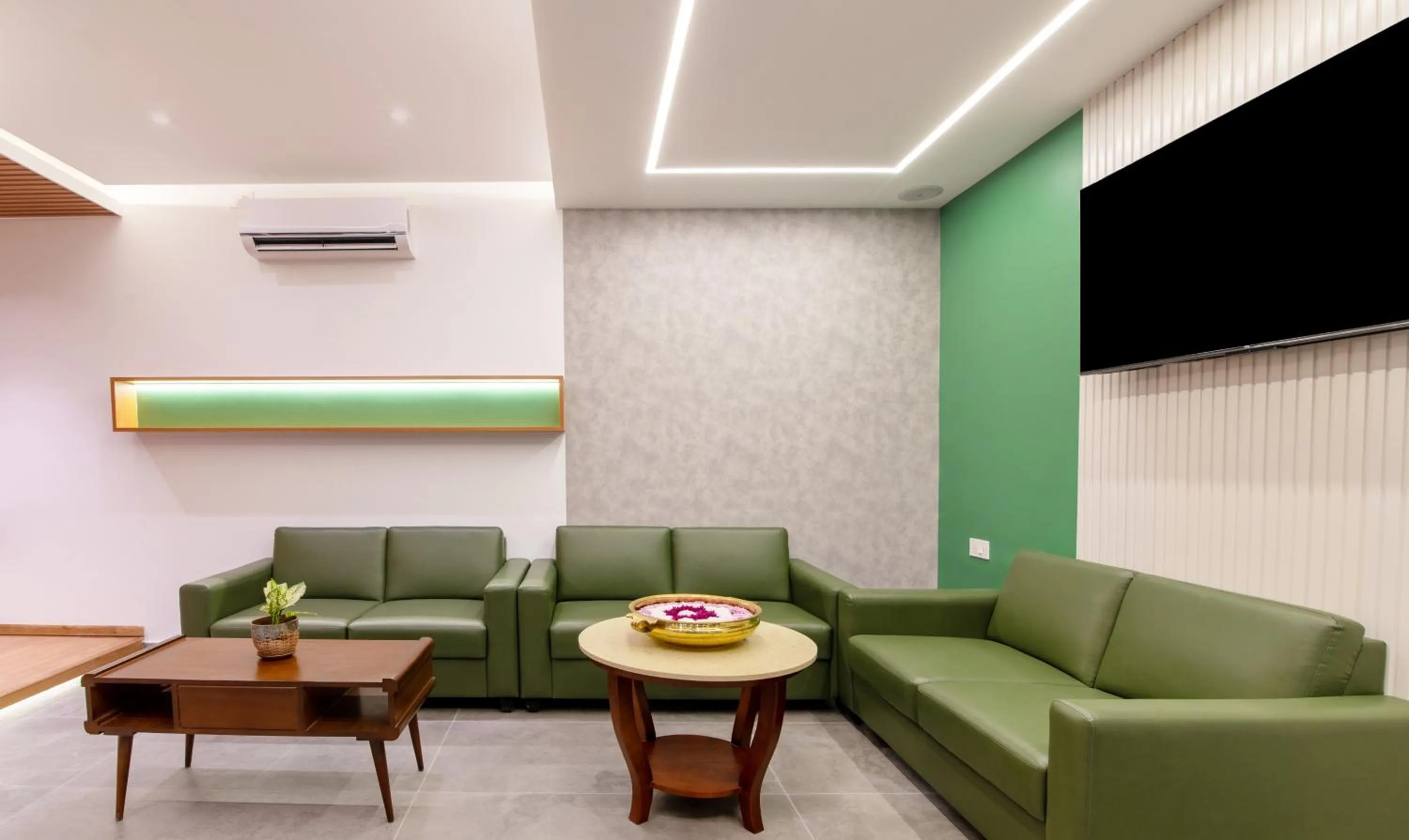 Seating area in Treebo Premium New Light Suites