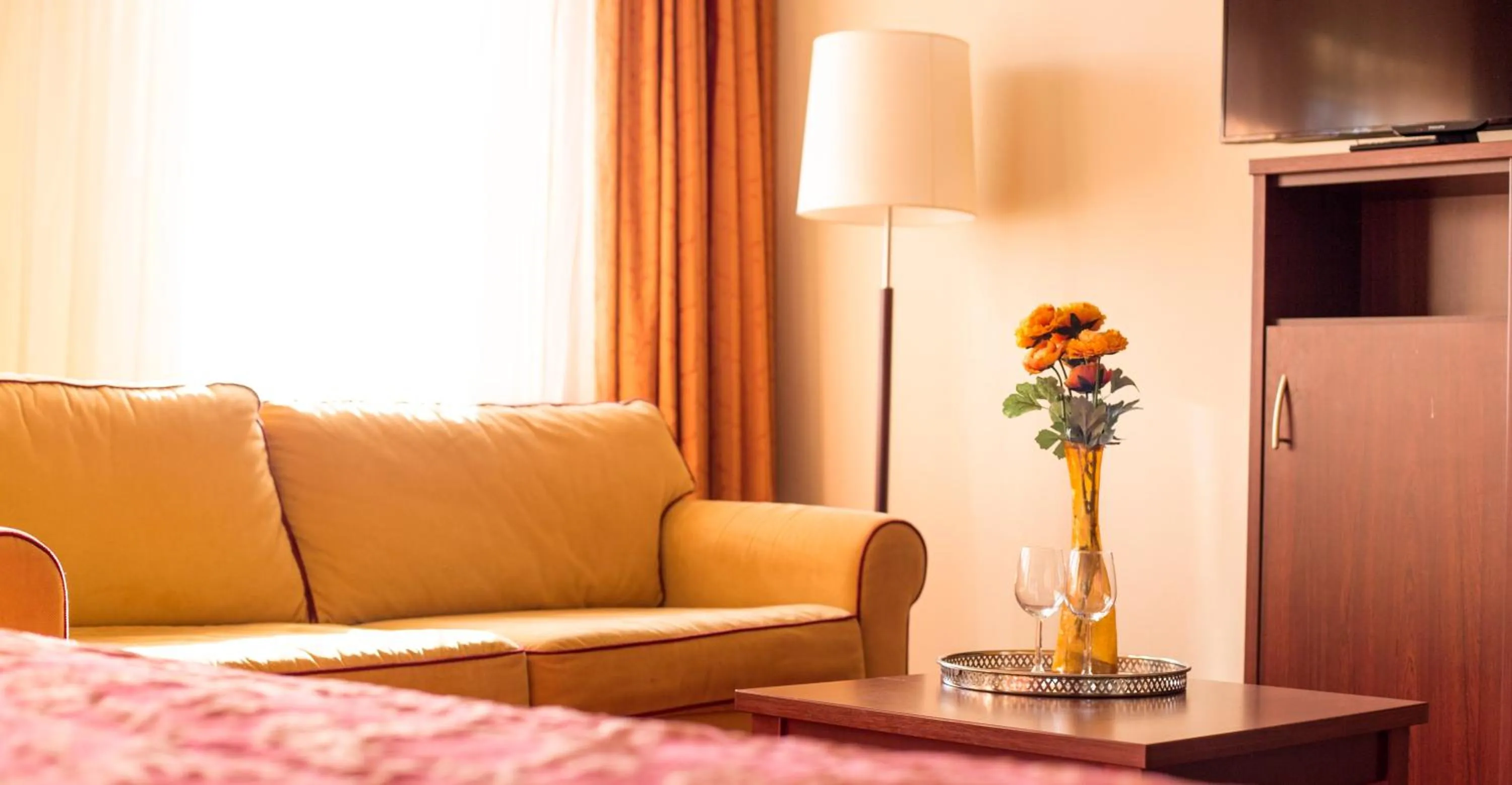 Seating area in Hotel Umberto